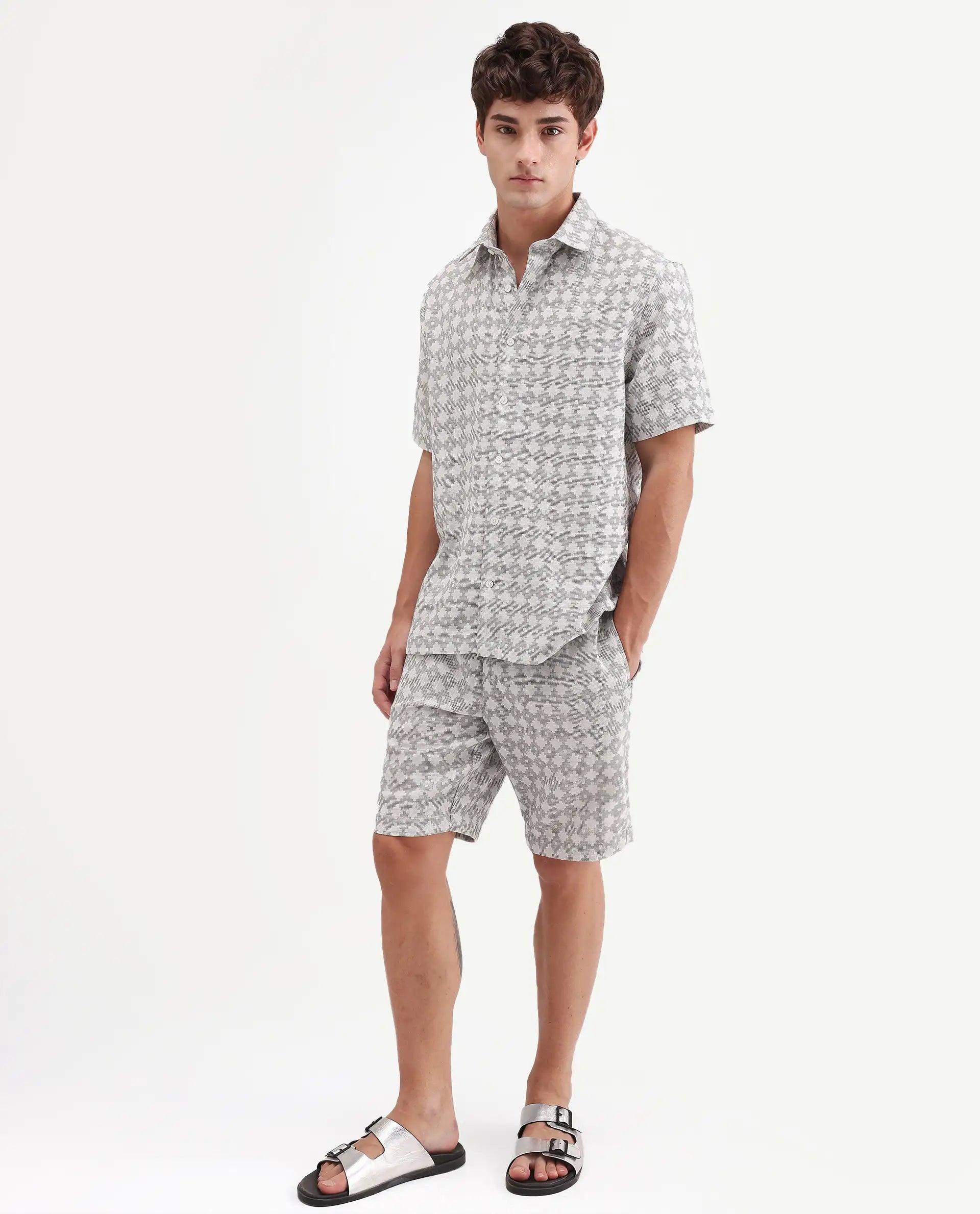 Rare Rabbit Men's Rance-T Off White Cotton Fabric Regular Fit Plain Geometric Print Shorts