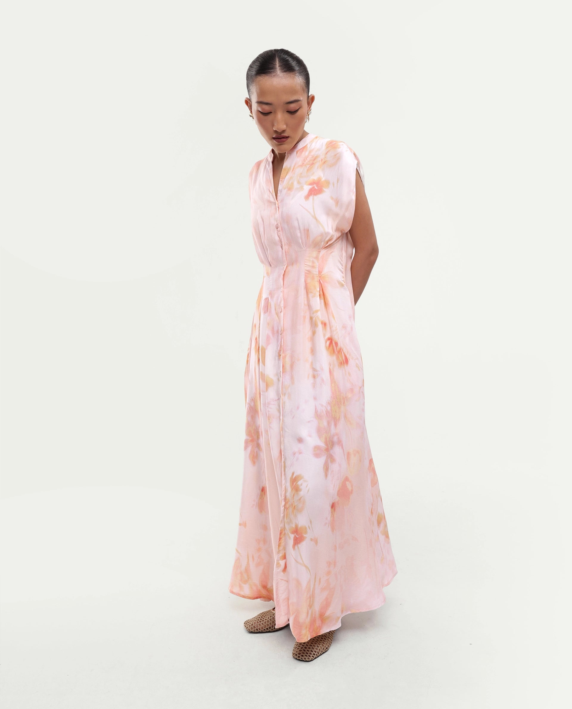 Rareism Women's Houxa Pastel Peach Viscose Blend Fabric Band Collar Fit And Flare Ombre Dress