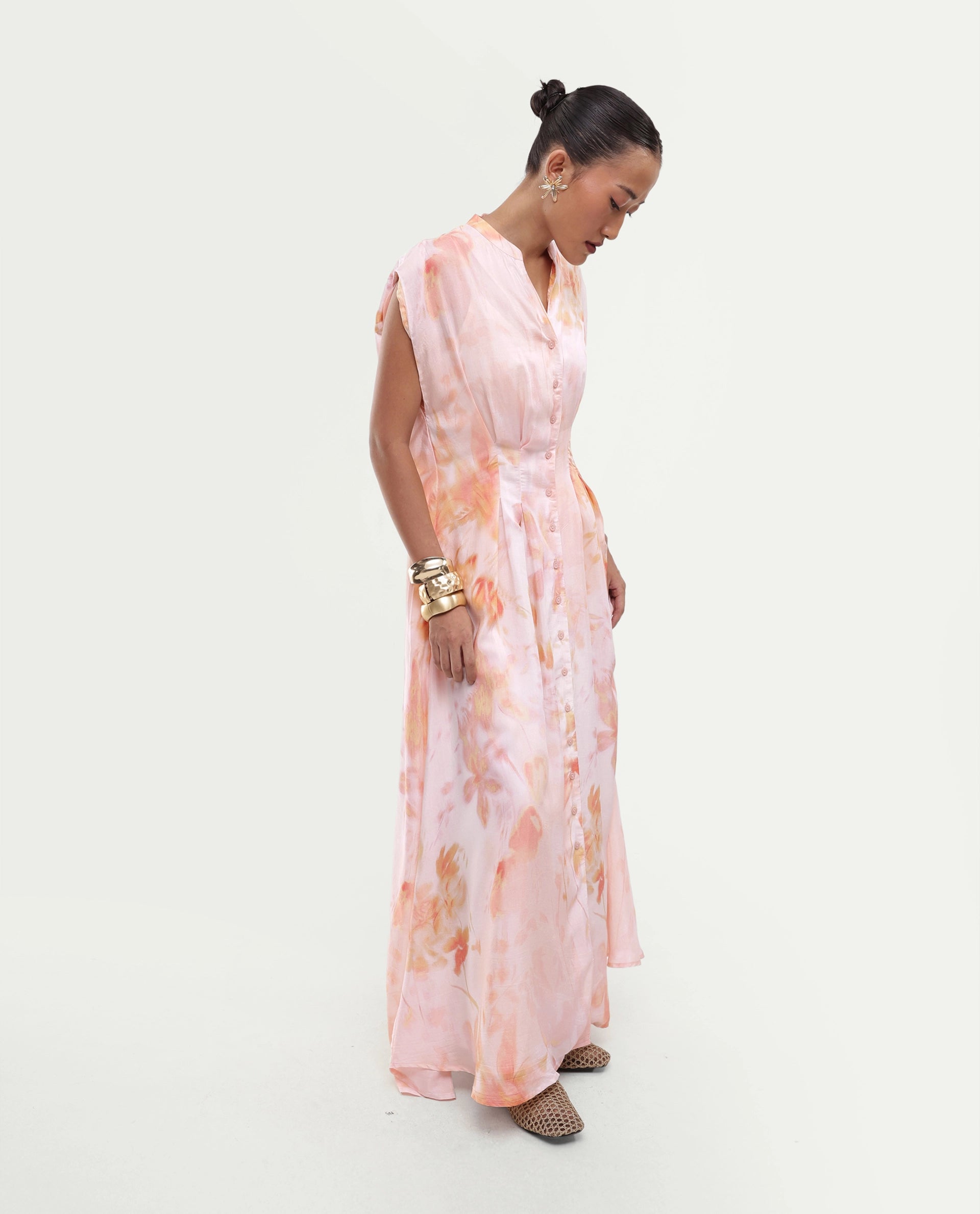 Rareism Women's Houxa Pastel Peach Viscose Blend Fabric Band Collar Fit And Flare Ombre Dress