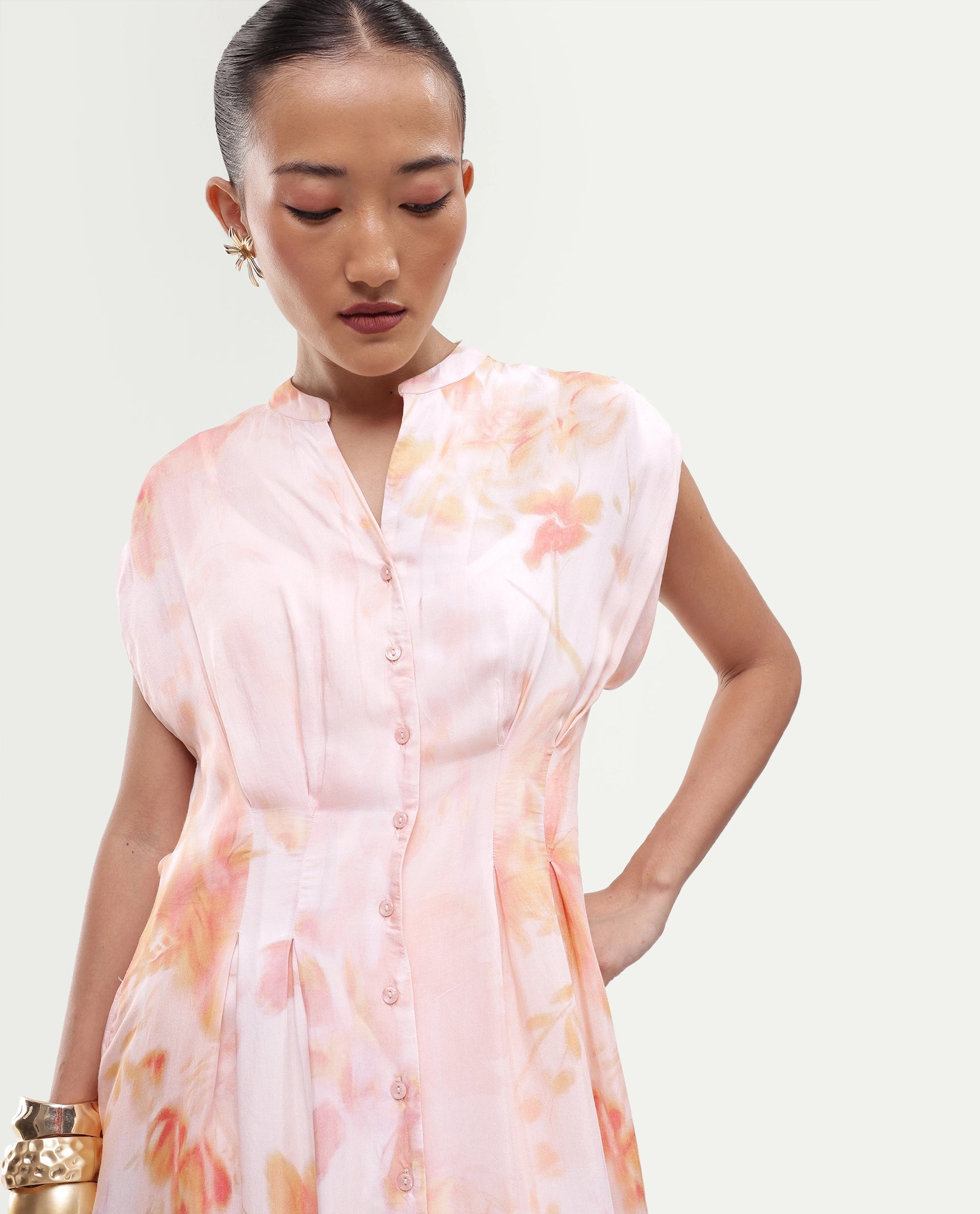 Rareism Women's Houxa Pastel Peach Viscose Blend Fabric Band Collar Fit And Flare Ombre Dress