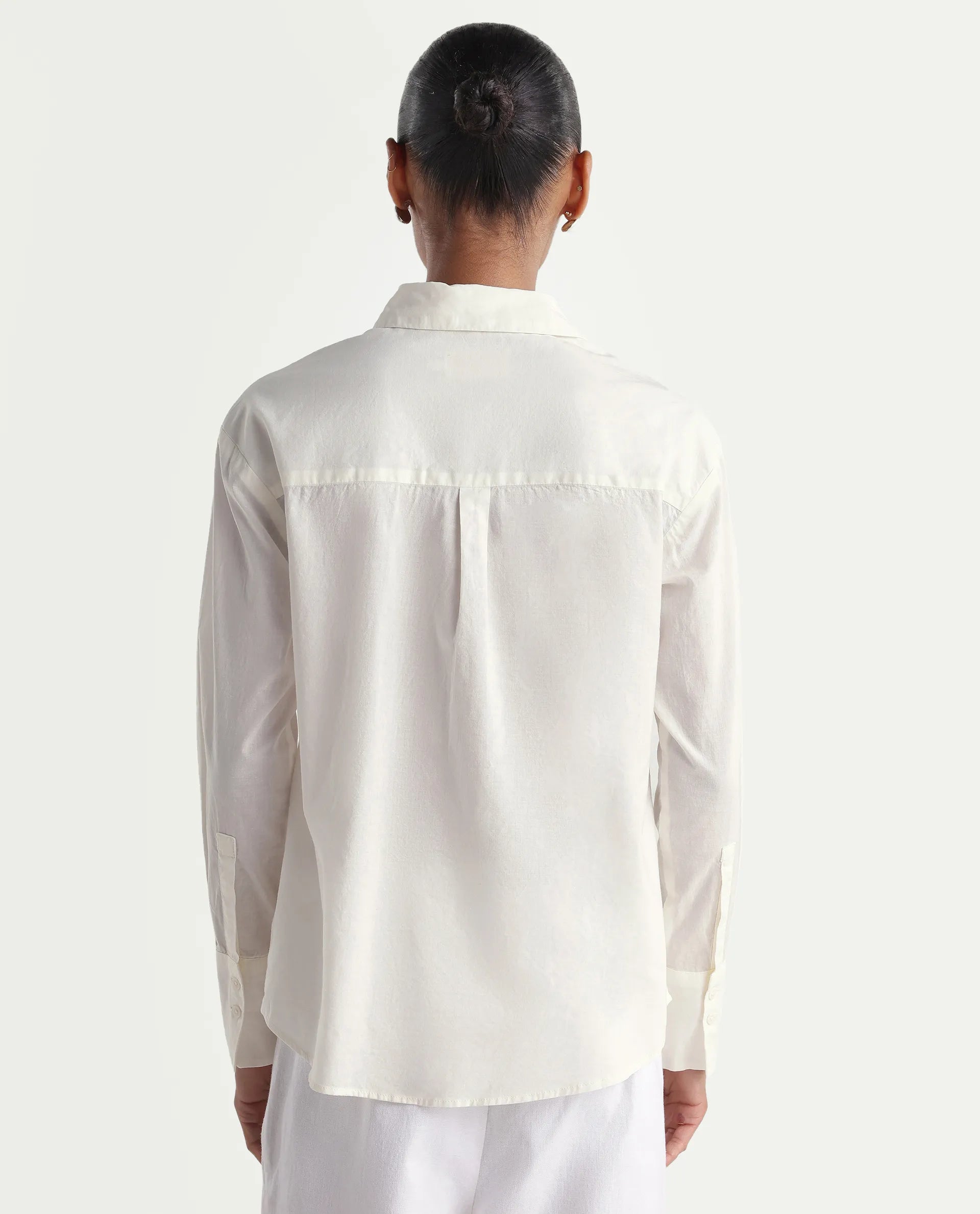 Rareism Women's Torim Light Off White Cotton Spread Collar Button Regular Plain Shirt