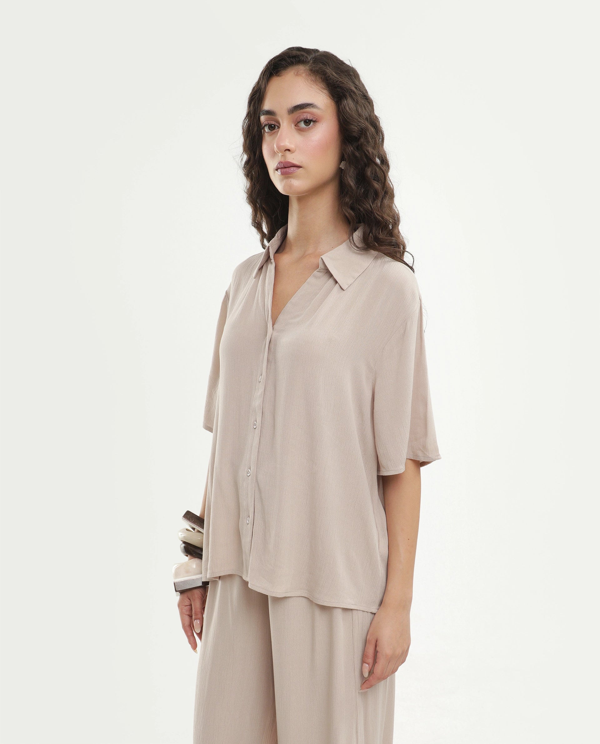 Rareism Women's Vaxon-T Beige Viscose Fabric Johnny Collar Relaxed Plain Top