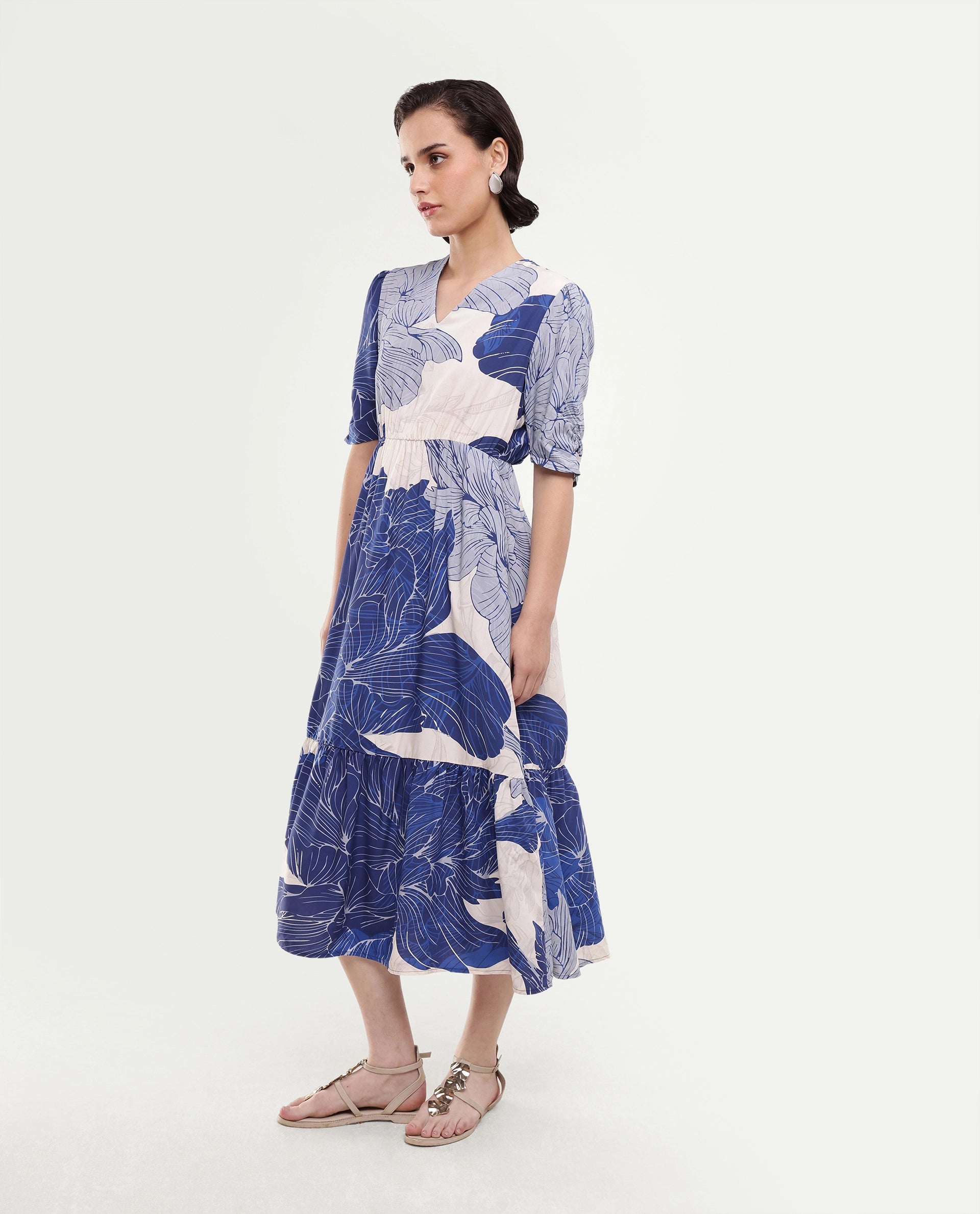 Rareism Women's Vuxon Blue Viscose V-Neck Fit And Flare Floral Print Dress