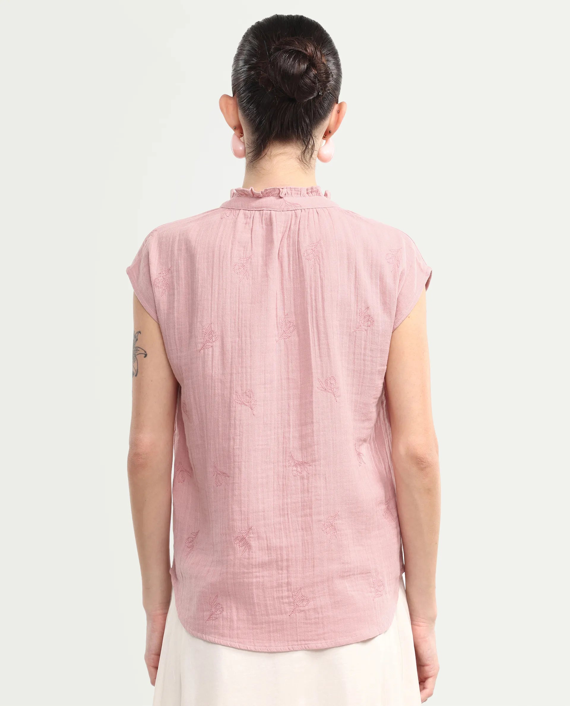 Rareism Women's Rudub Dusky Pink Cotton Ruffled Neck Regular Plain Top