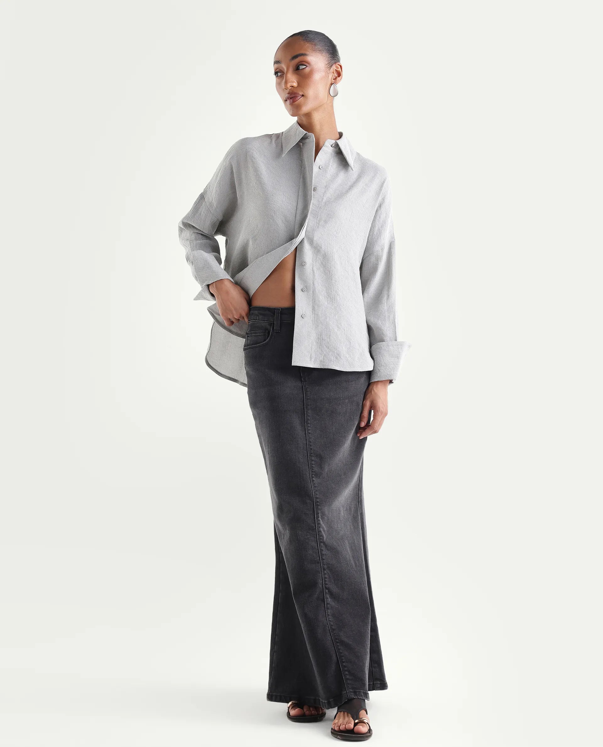 Rareism Women's Duxa Grey Viscose Blend Spread Collar Button Oversized Plain Shirt