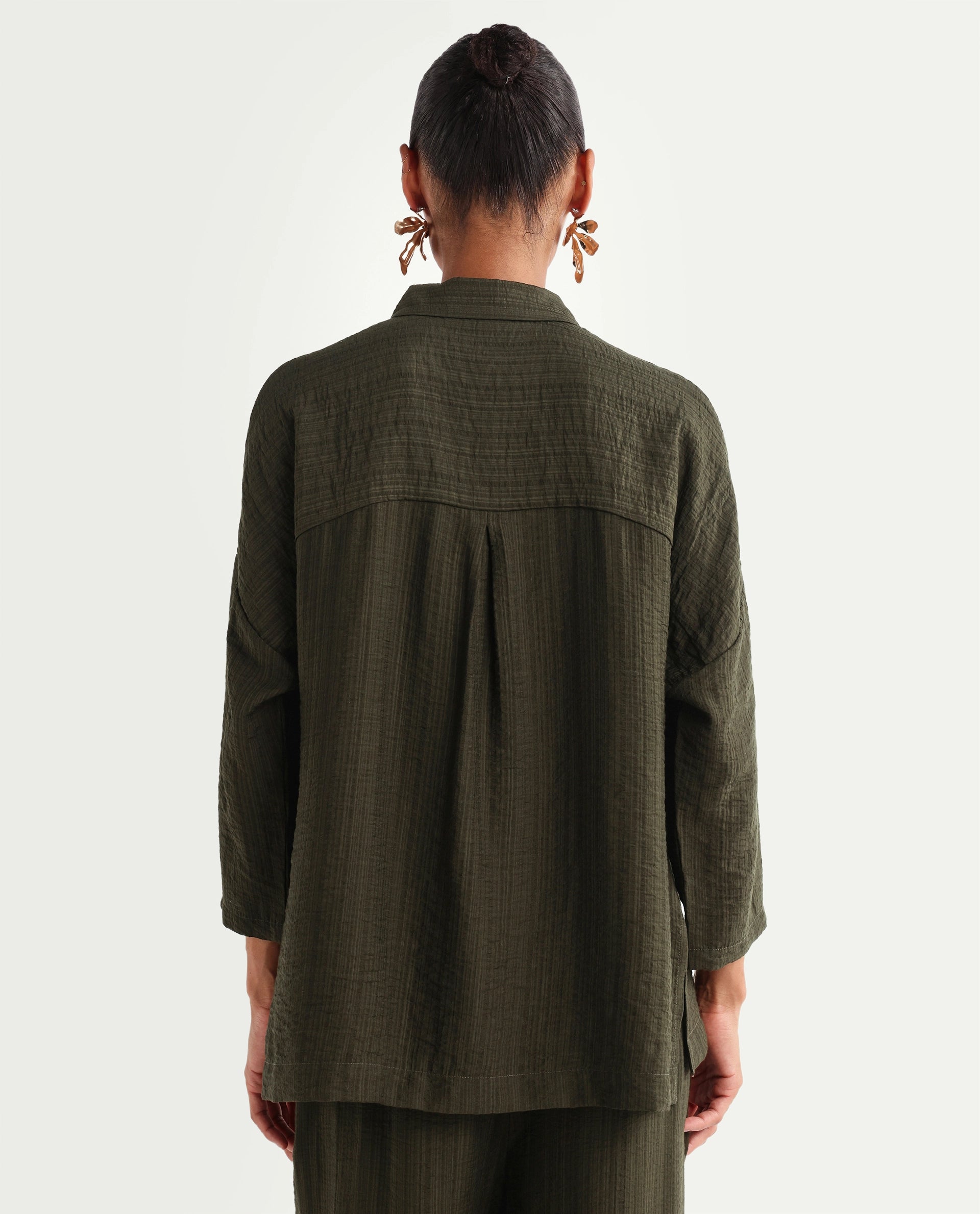 Rareism Women's Dano-T Olive Viscose Blend Jonny Collar Pull-On Oversized Plain Top