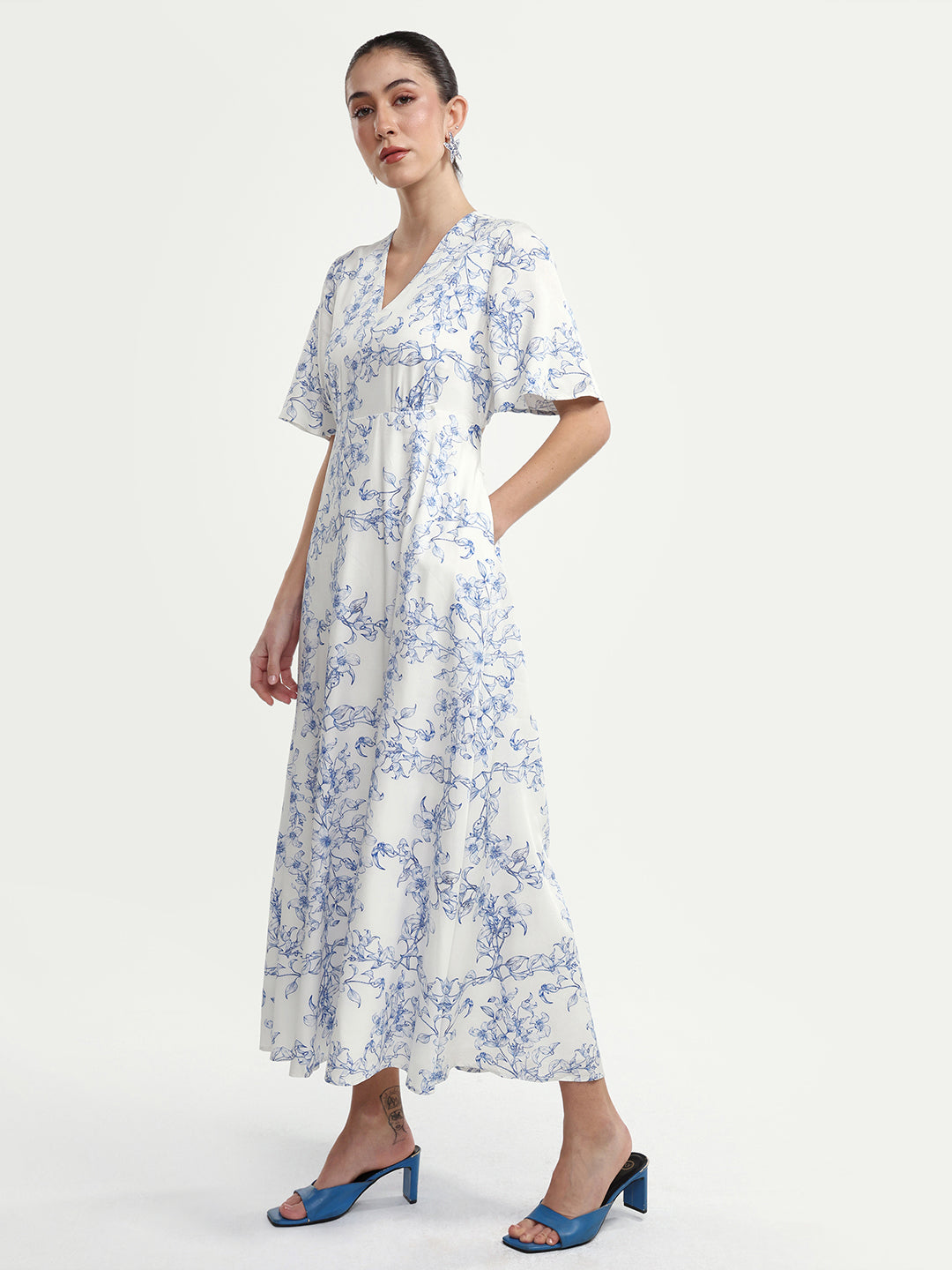 Rareism Women's Kamahe Off White Cotton Blend V-Neck Pull-On Fit And Flare Ornamental Print Dress