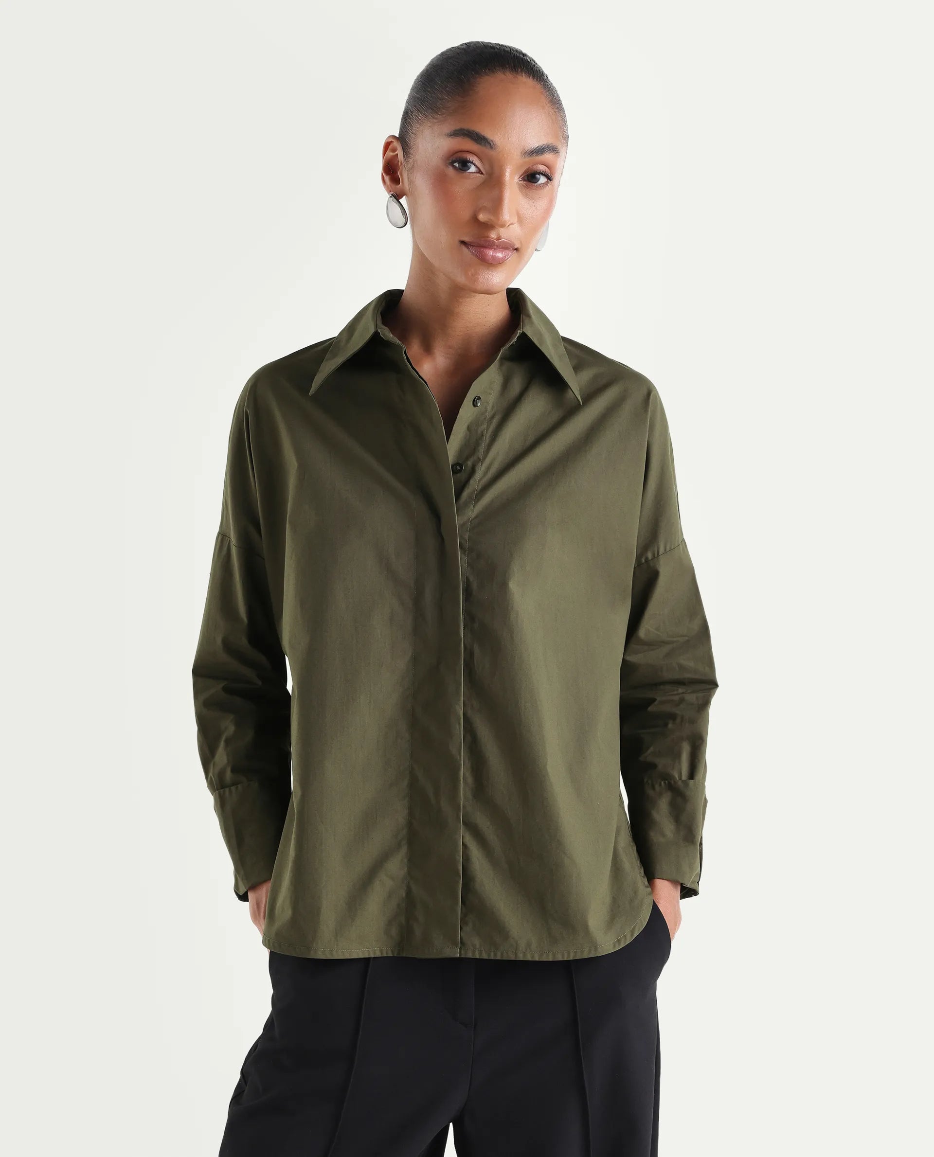 Rareism Women's Oni Olive Cotton Spread Collar Button Boxy Plain Shirt