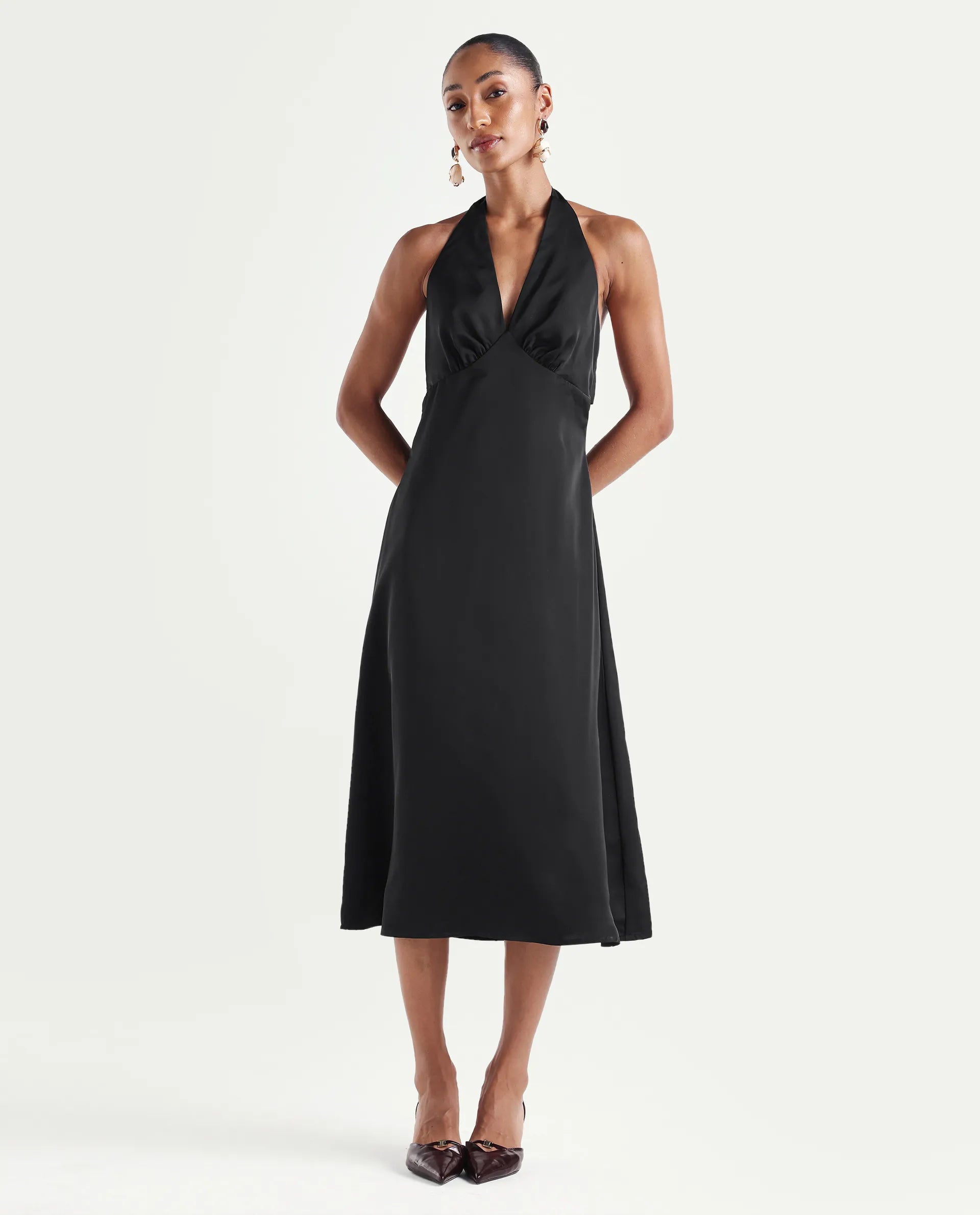 Rareism Women's Petin Black Polyester V-Neck Elastic Fit And Flare Plain Dress