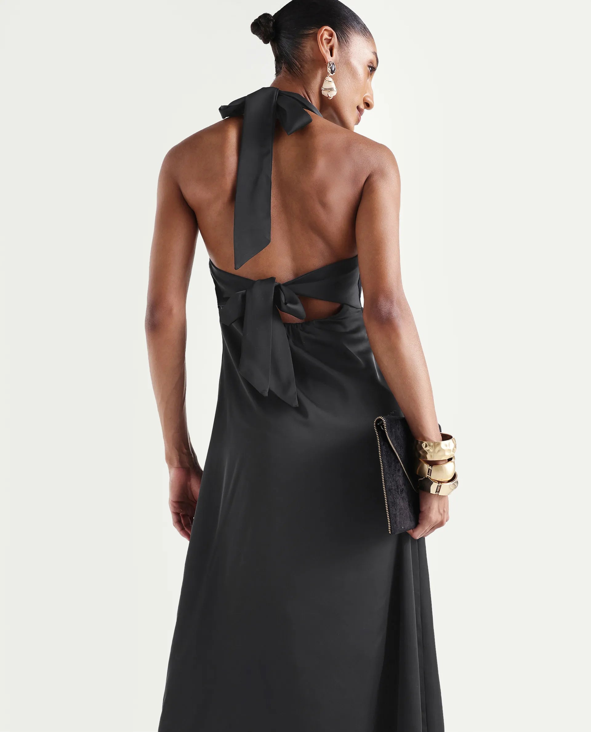 Rareism Women's Petin Black Polyester V-Neck Elastic Fit And Flare Plain Dress
