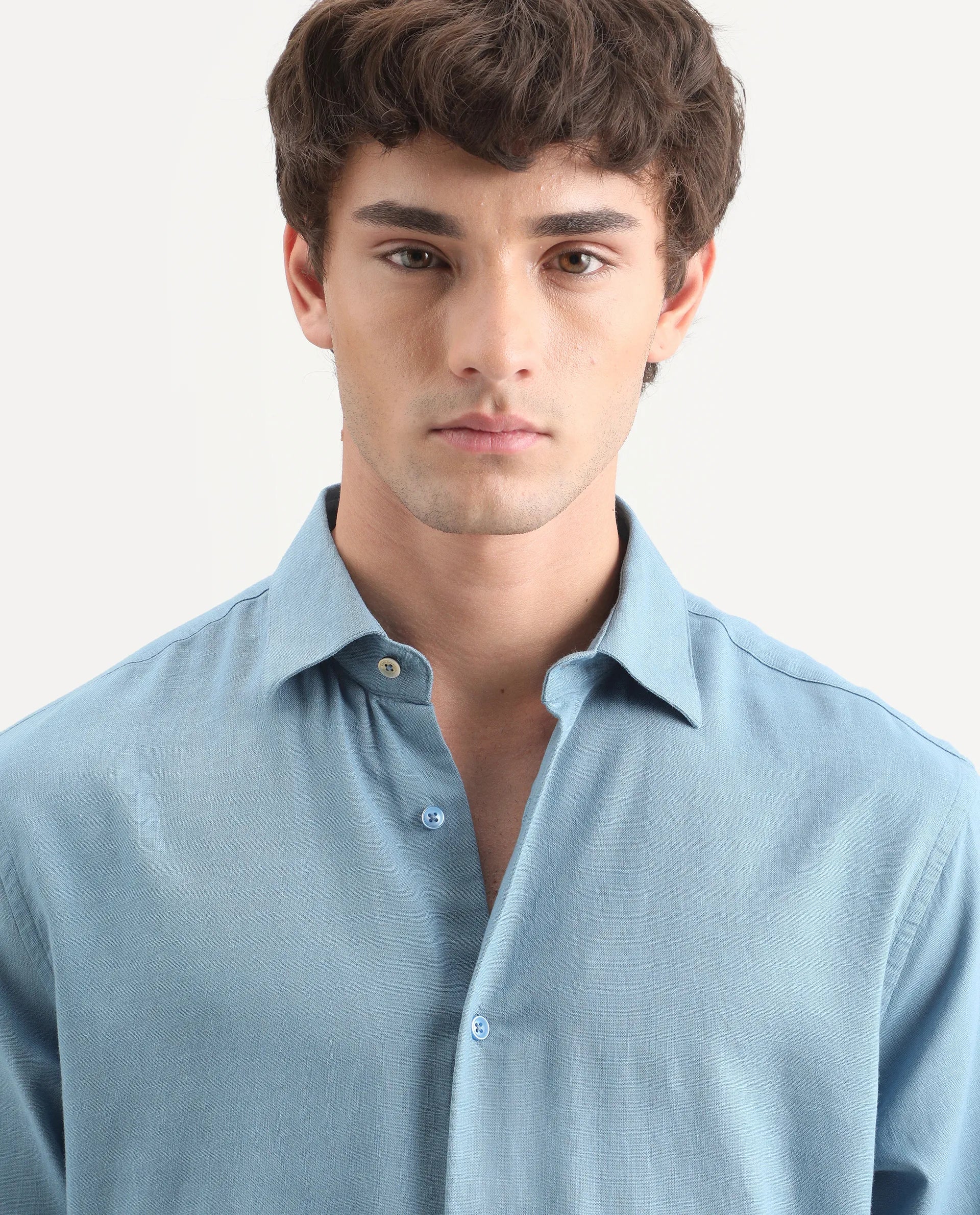 Rare Rabbit Men's Lewan-Ls Primary Blue Linen Blend Spread Collar Regular Plain Shirt