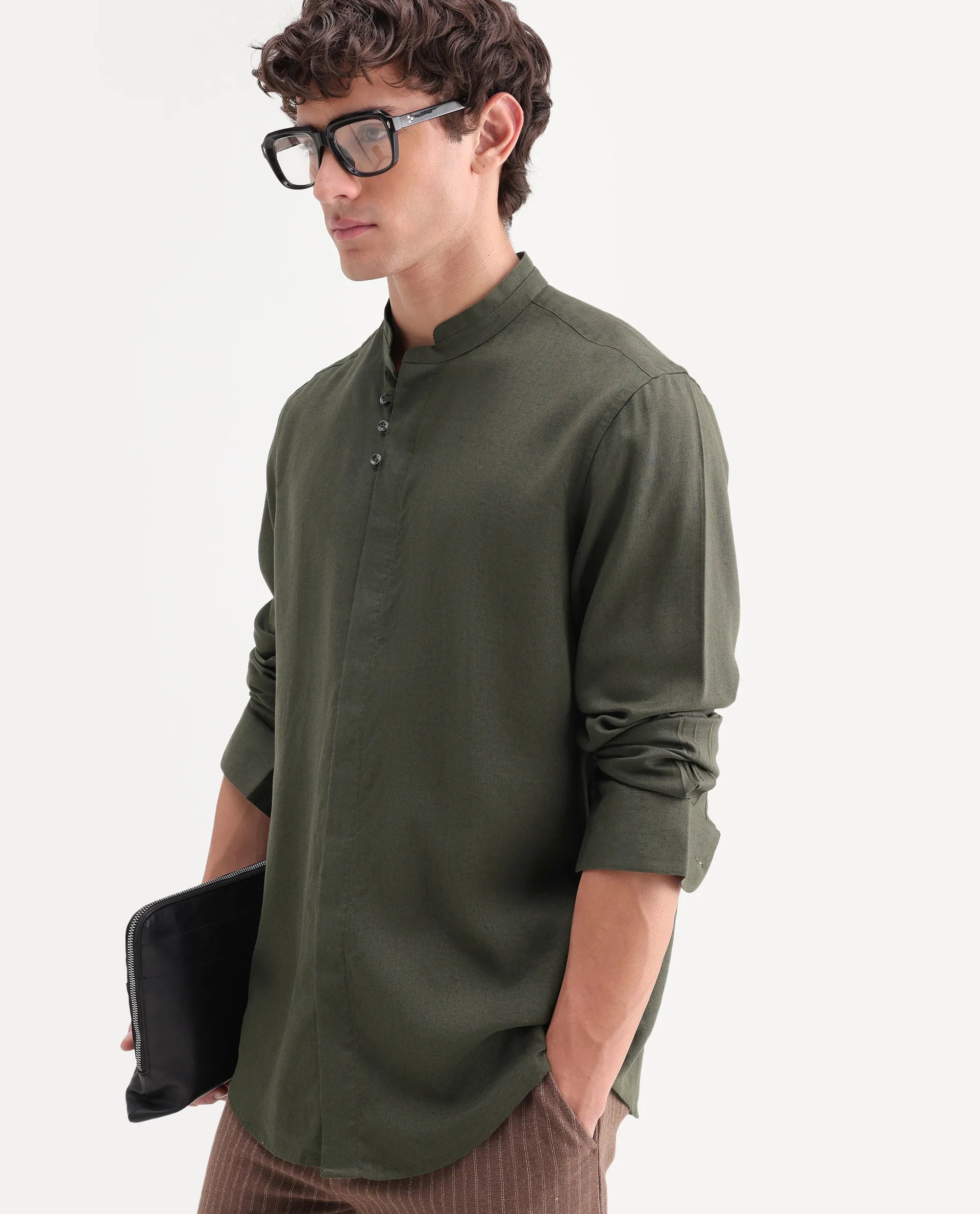 Rare Rabbit Men's Throne-Aw26 Dark Olive Linen Blend Mandarin Collar Regular Plain Shirt