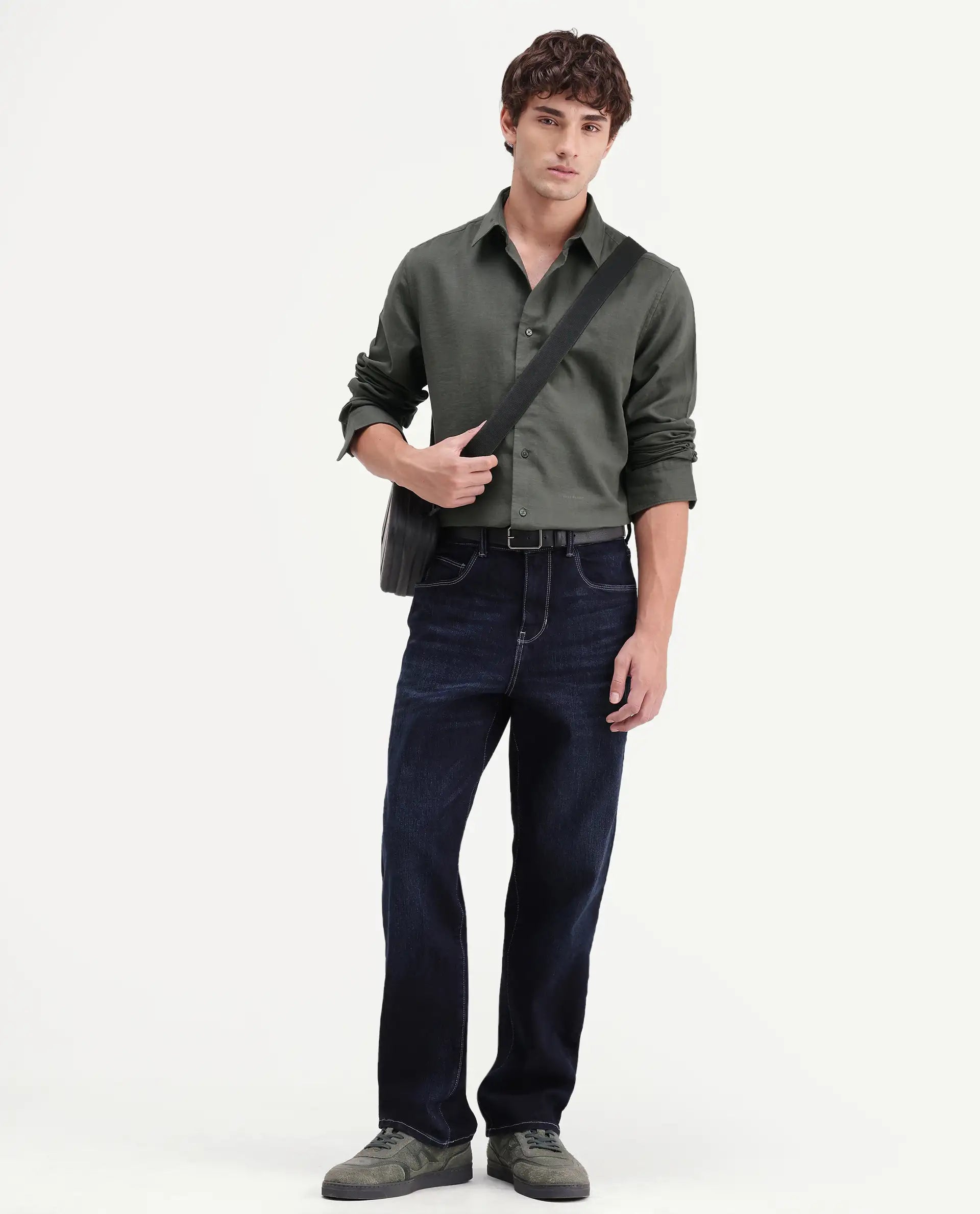 Rare Rabbit Men's Layer-Ls-Aw26 Olive Cotton Spread Collar Regular Plain Shirt