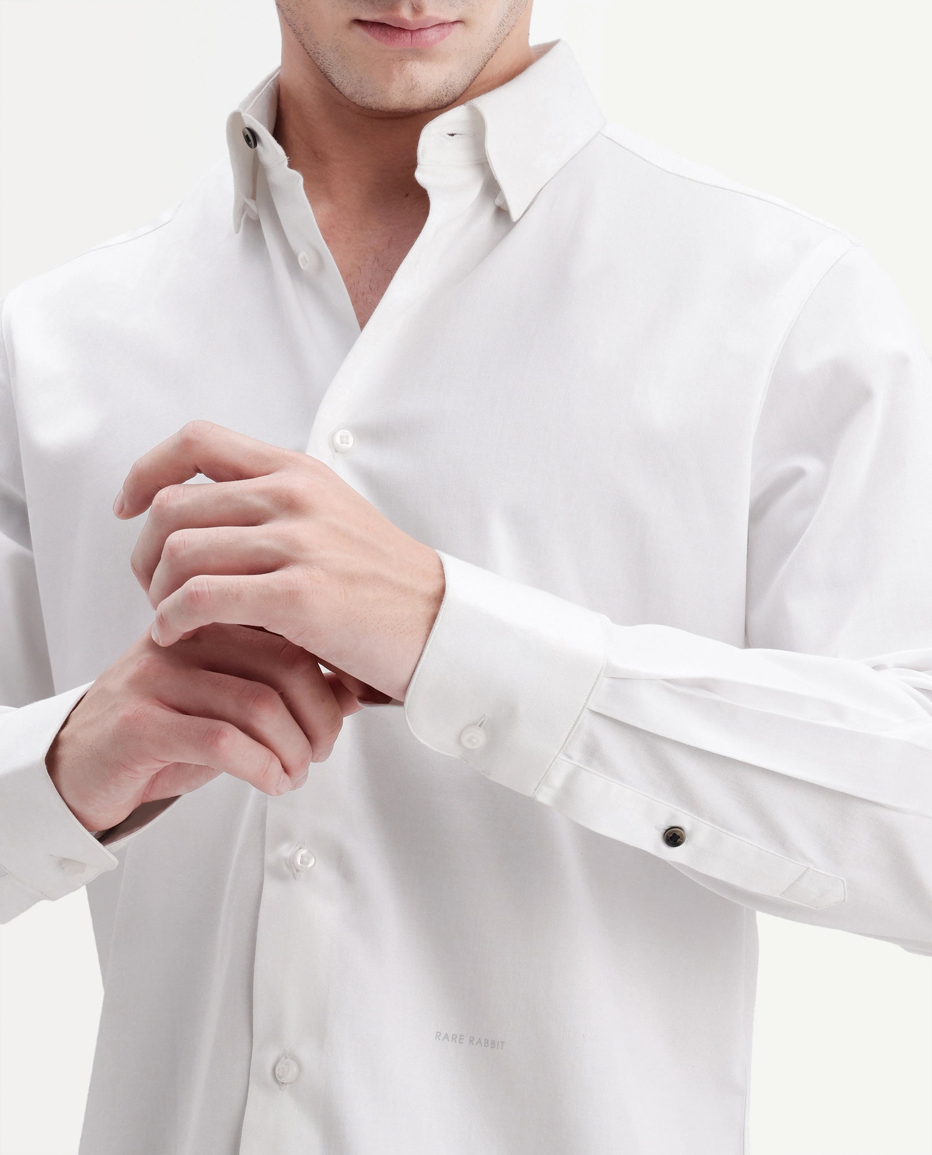 Rare Rabbit Men's Como-Aw26 White Cotton Blend Spread Collar Regular Plain Shirt