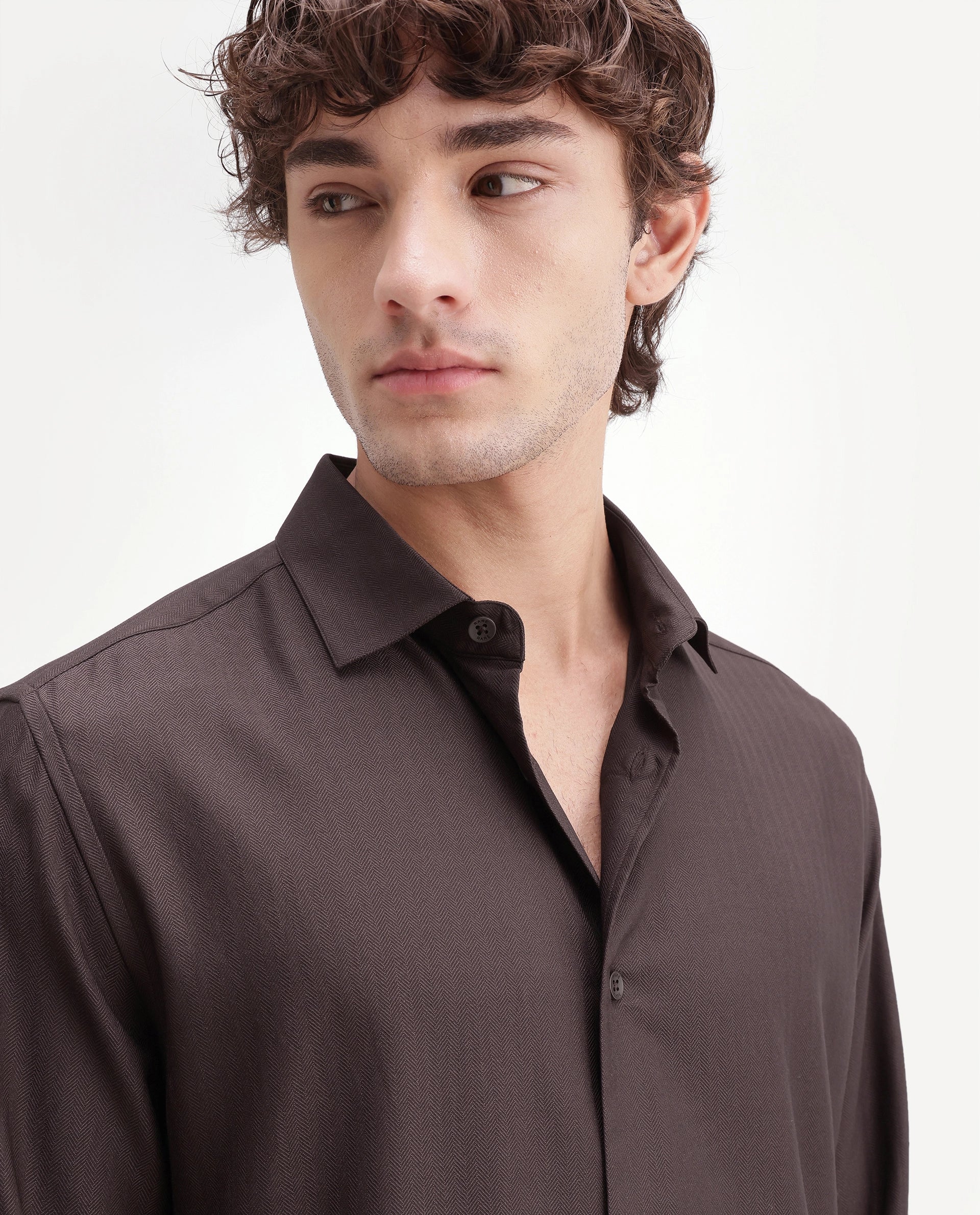 Rare Rabbit Men's Mer-Aw26 Dark Brown Polyester Blend Spread Collar Regular Plain Shirt