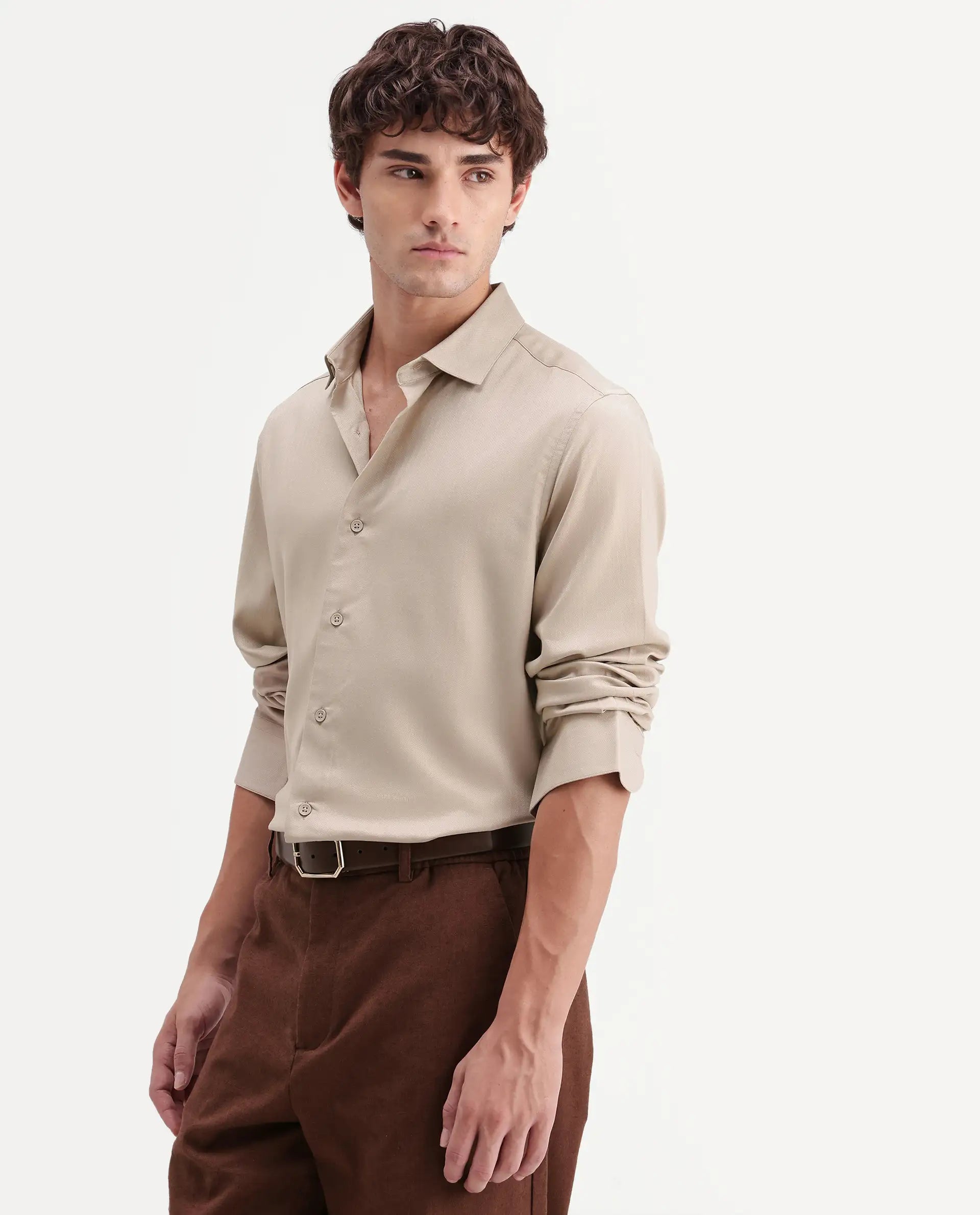 Rare Rabbit Men's Mer-Aw26 Beige Polyester Blend Spread Collar Regular Plain Shirt