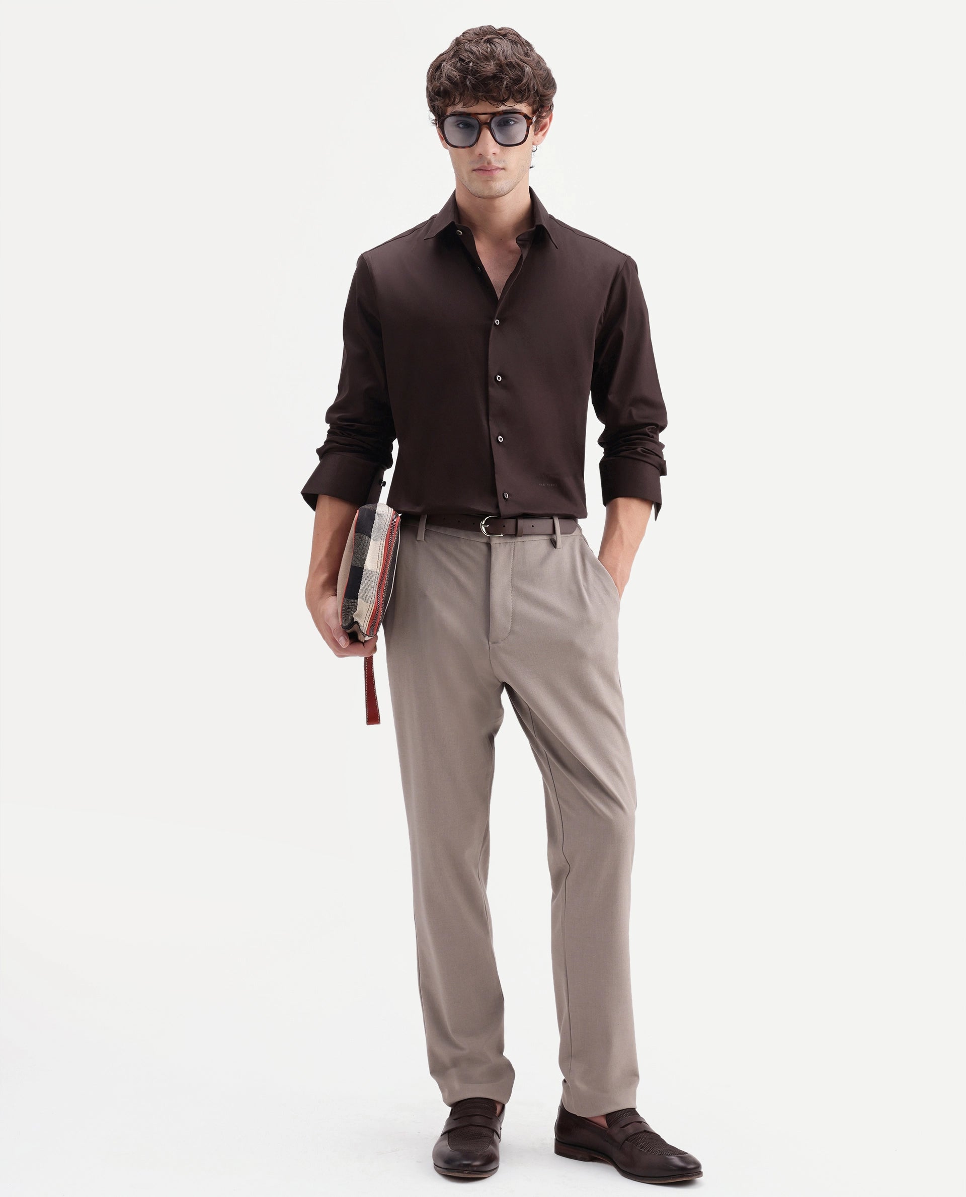 Rare Rabbit Men's Holla-Aw26 Dark Brown Cotton Blend Spread Collar Regular Plain Shirt