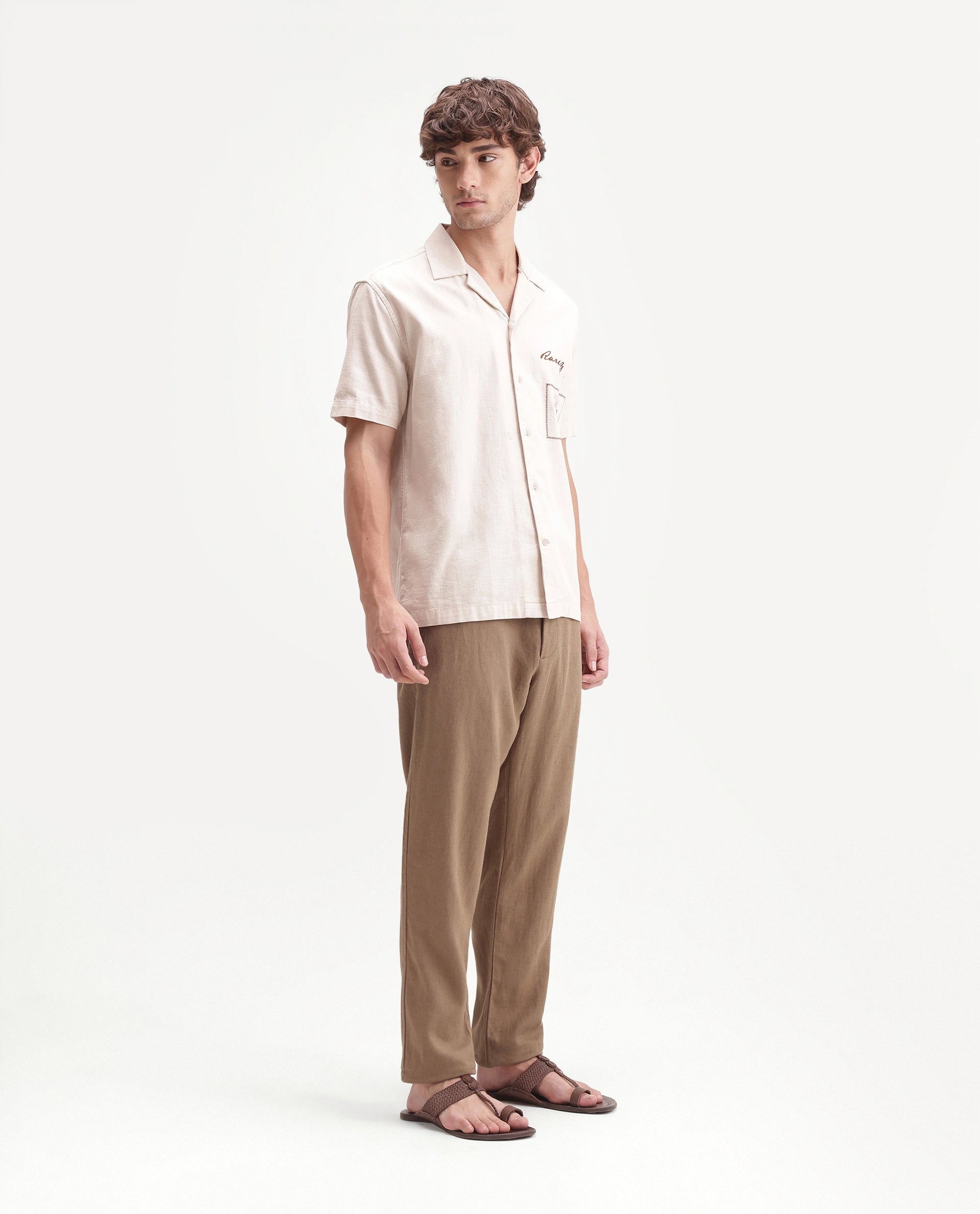 Rare Rabbit Men's Jomo-Aw26 Dusky Mustard Linen Blend Fabric Regular Fit Plain Trouser