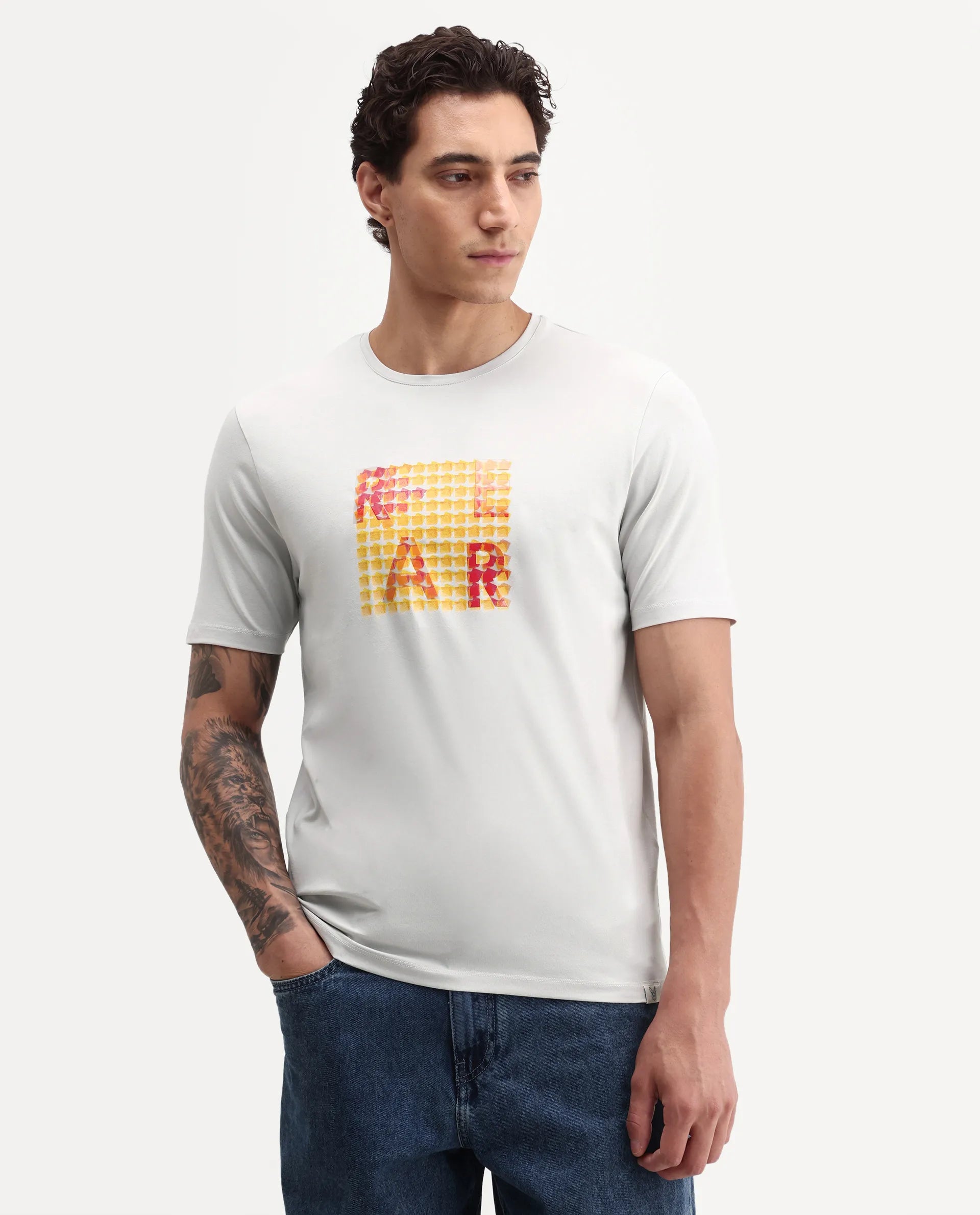 Rare Rabbit Men's Zivol Light Grey Cotton Blend Crew Neck Regular Graphic Print T-Shirt