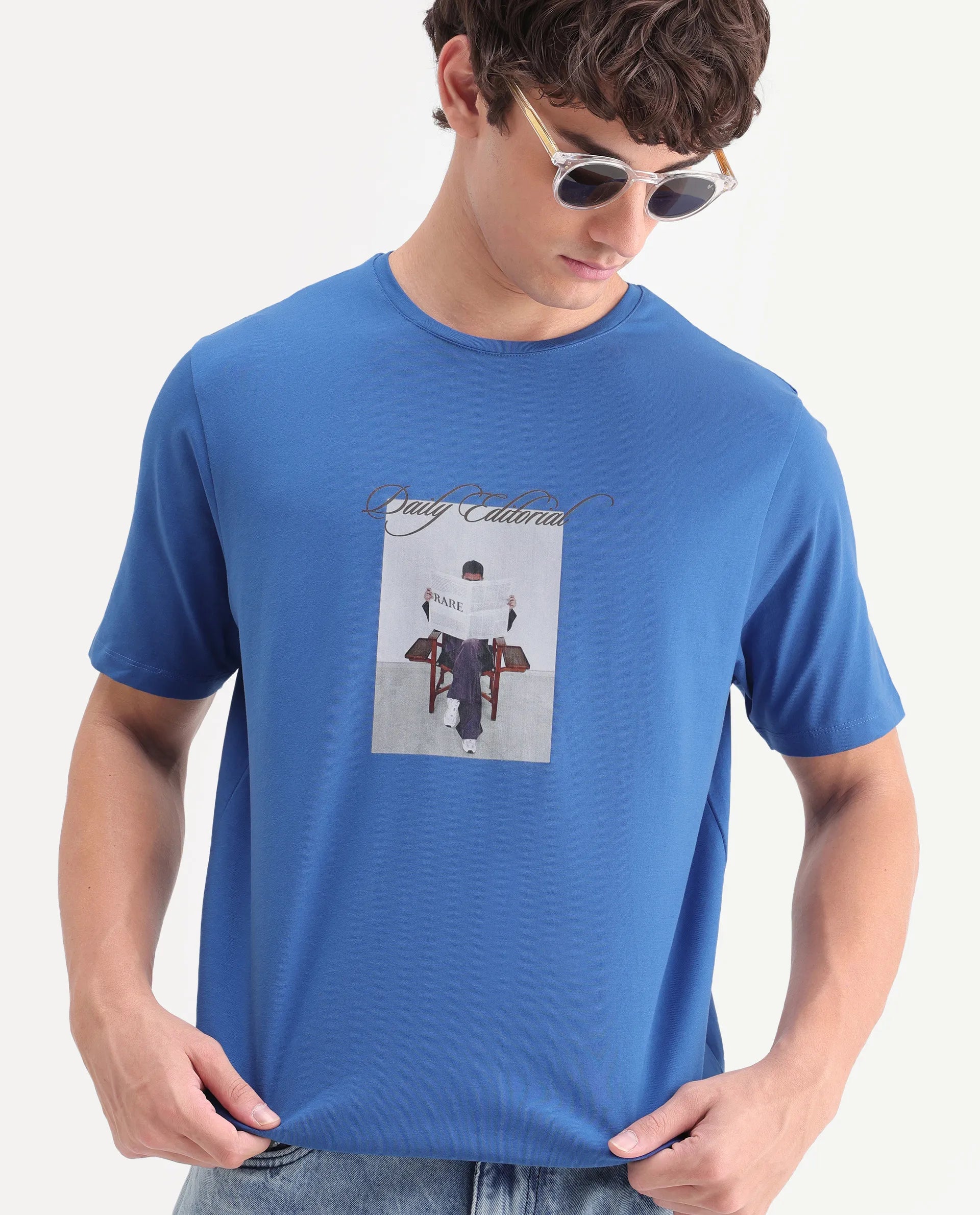 Rare Rabbit Men's Dame Blue Cotton Blend Crew Neck Regular Graphic Print T-Shirt