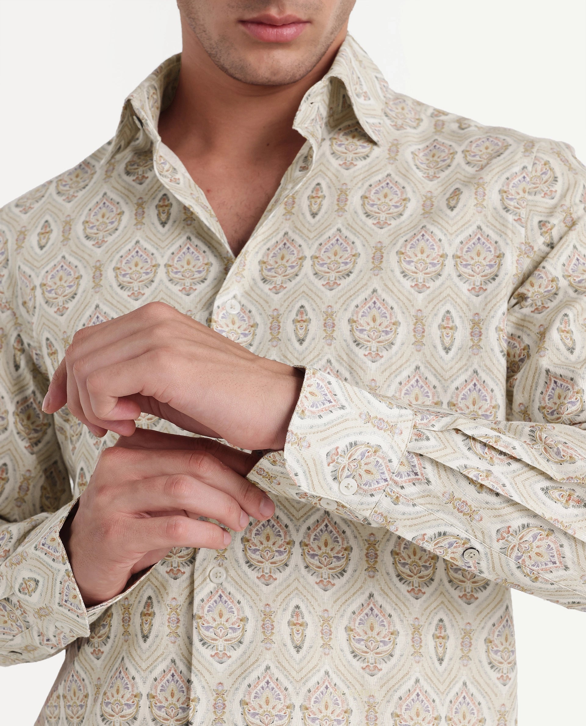 Rare Rabbit Men's Swank Primary Off White Linen Blend Spread Collar Regular Decorative Print Shirt