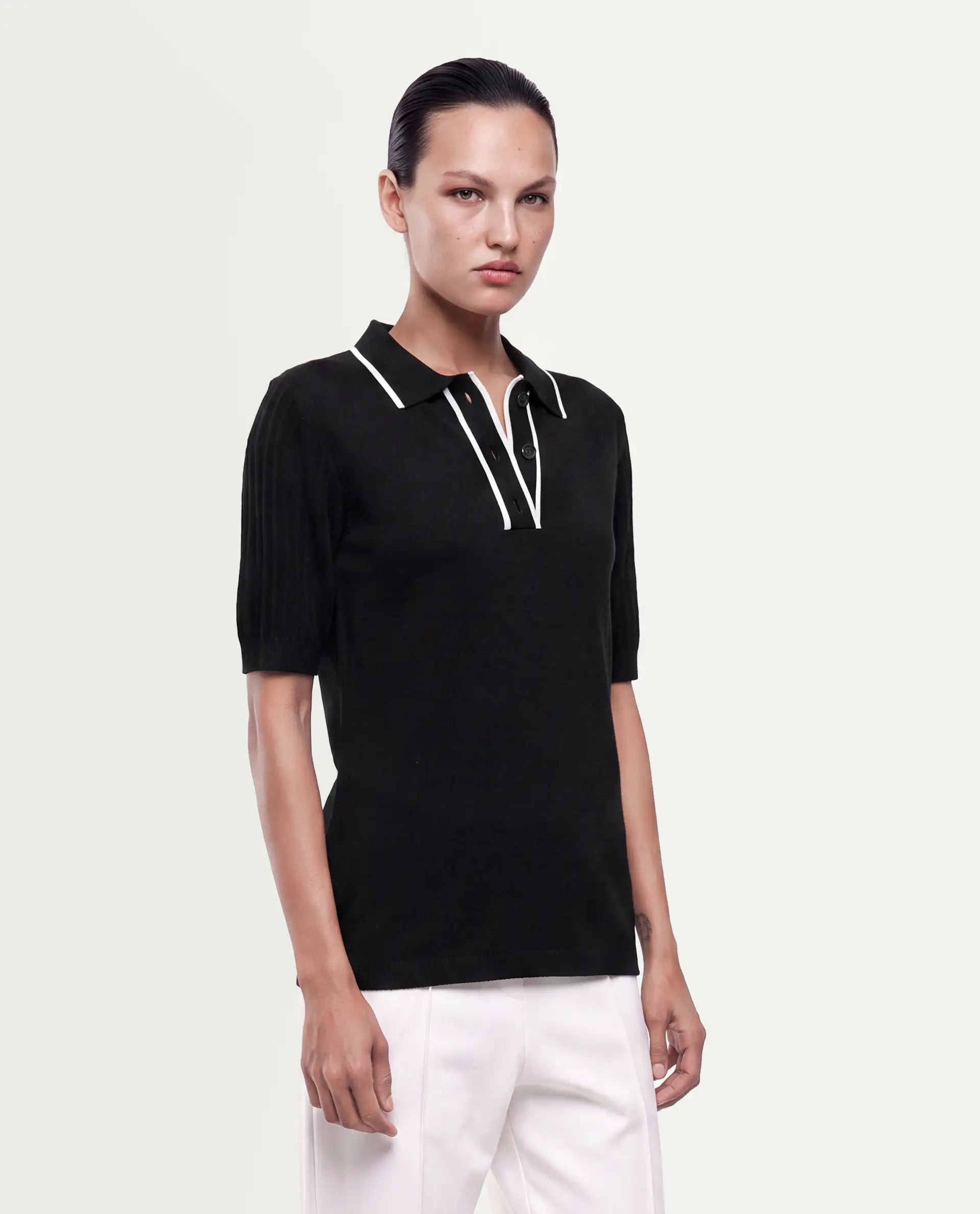 Rareism Women's Knitupaw26 Black Viscose Blend Spread Collar Regular Fit Plain Top
