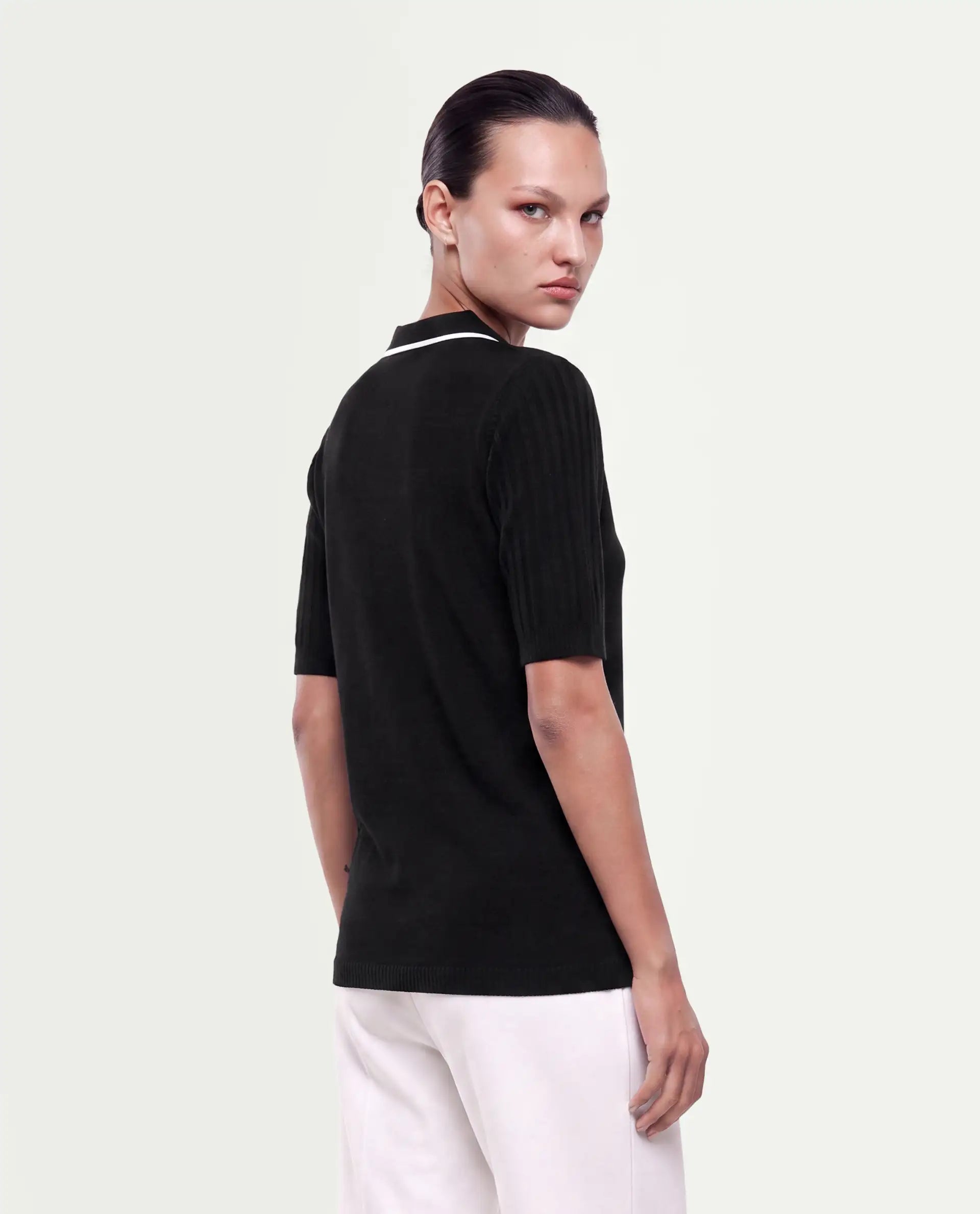 Rareism Women's Knitupaw26 Black Viscose Blend Spread Collar Regular Fit Plain Top