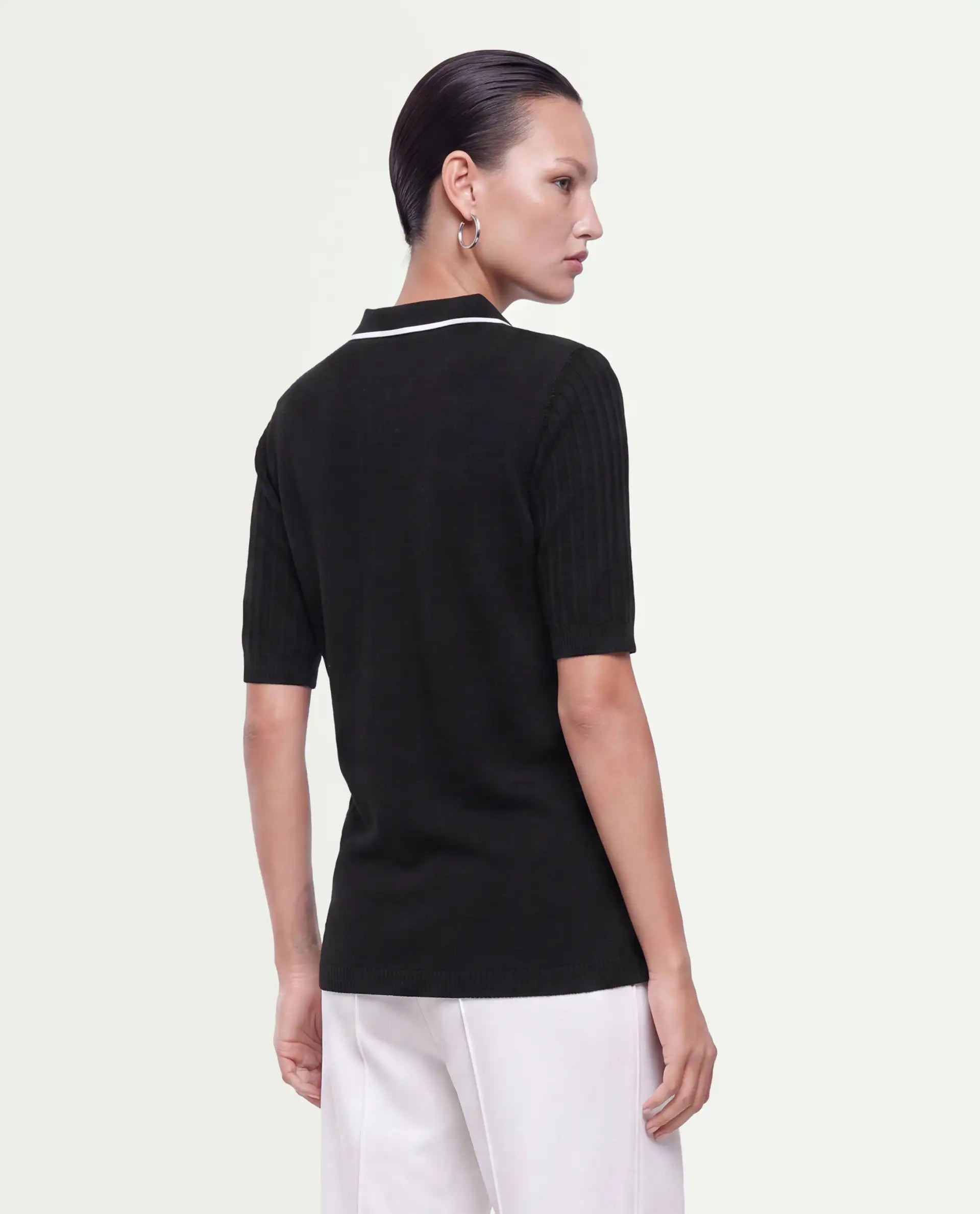 Rareism Women's Knitupaw26 Black Viscose Blend Spread Collar Regular Fit Plain Top