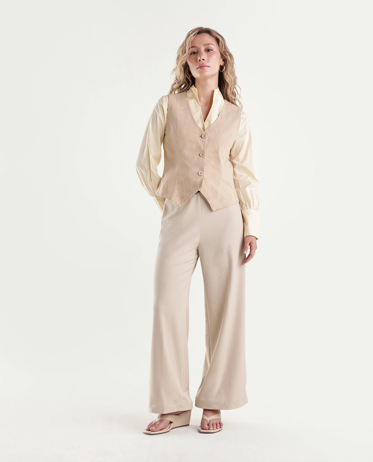 Rareism Women's Widy-Aw26 Beige Polyester Blend Wide Plain Trouser