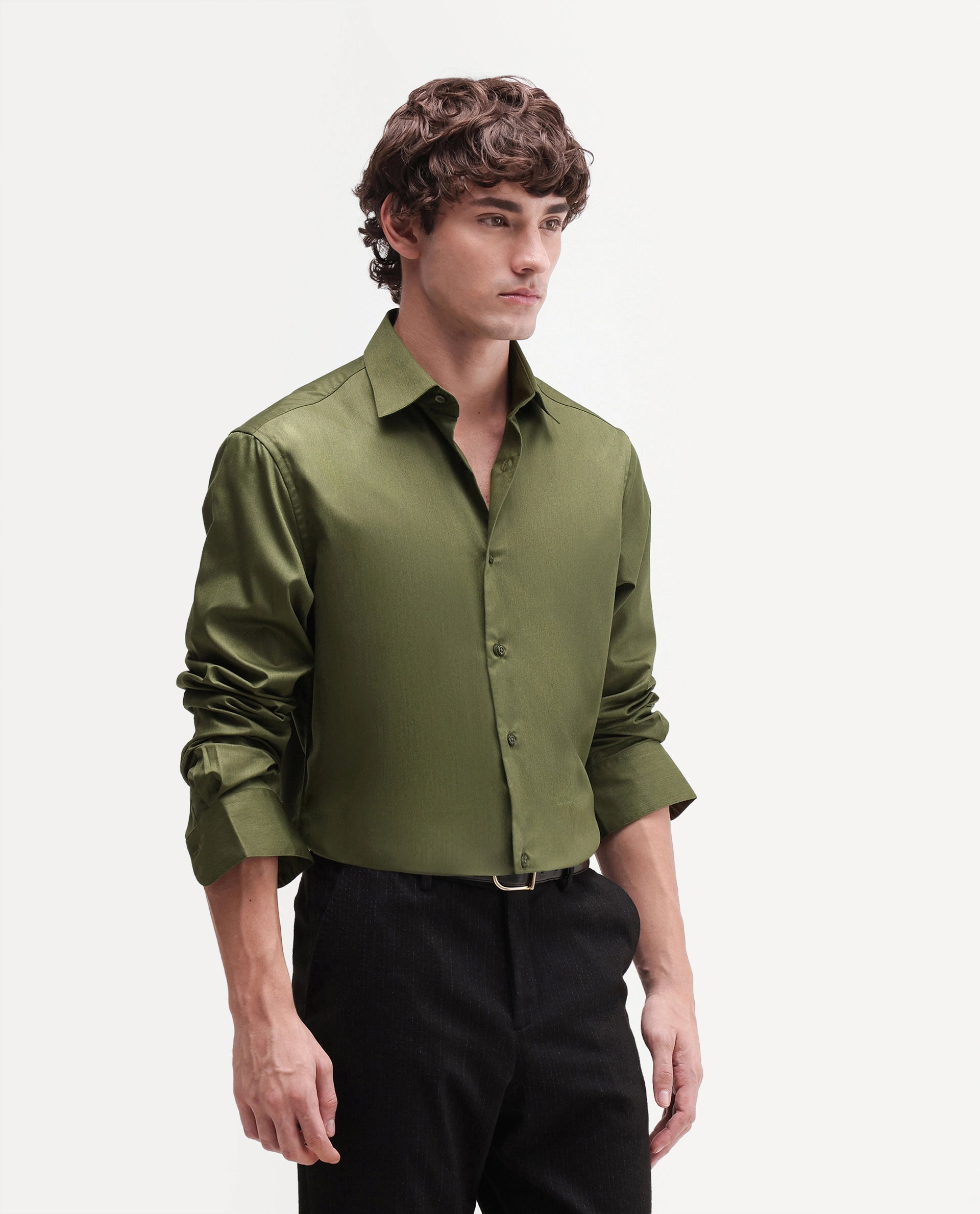Rare Rabbit Men's Aston Dark Green Polyester Blend Spread Collar Button Regular Plain Shirt