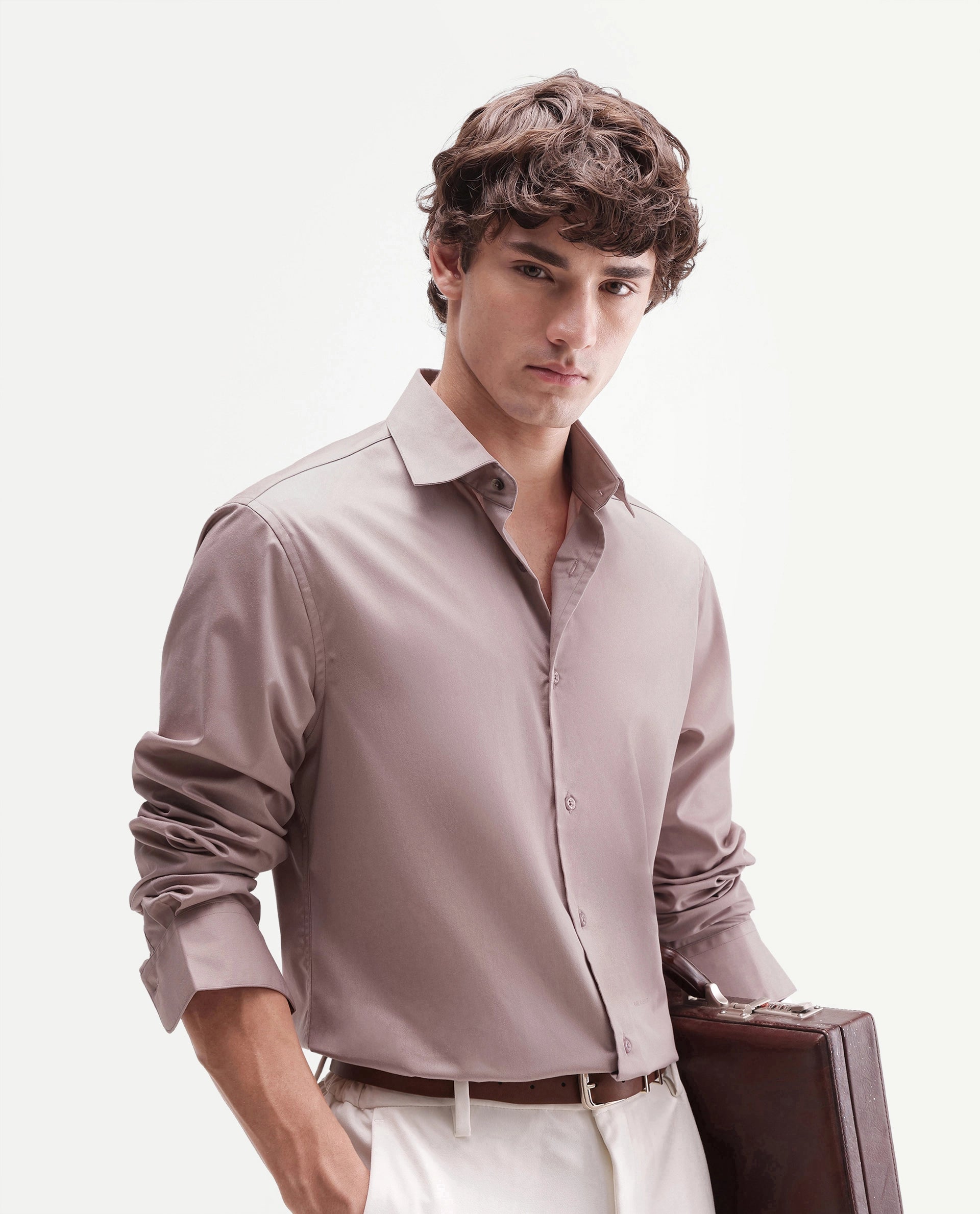 Rare Rabbit Men's Aston Dusky Pink Polyester Blend Spread Collar Button Regular Plain Shirt