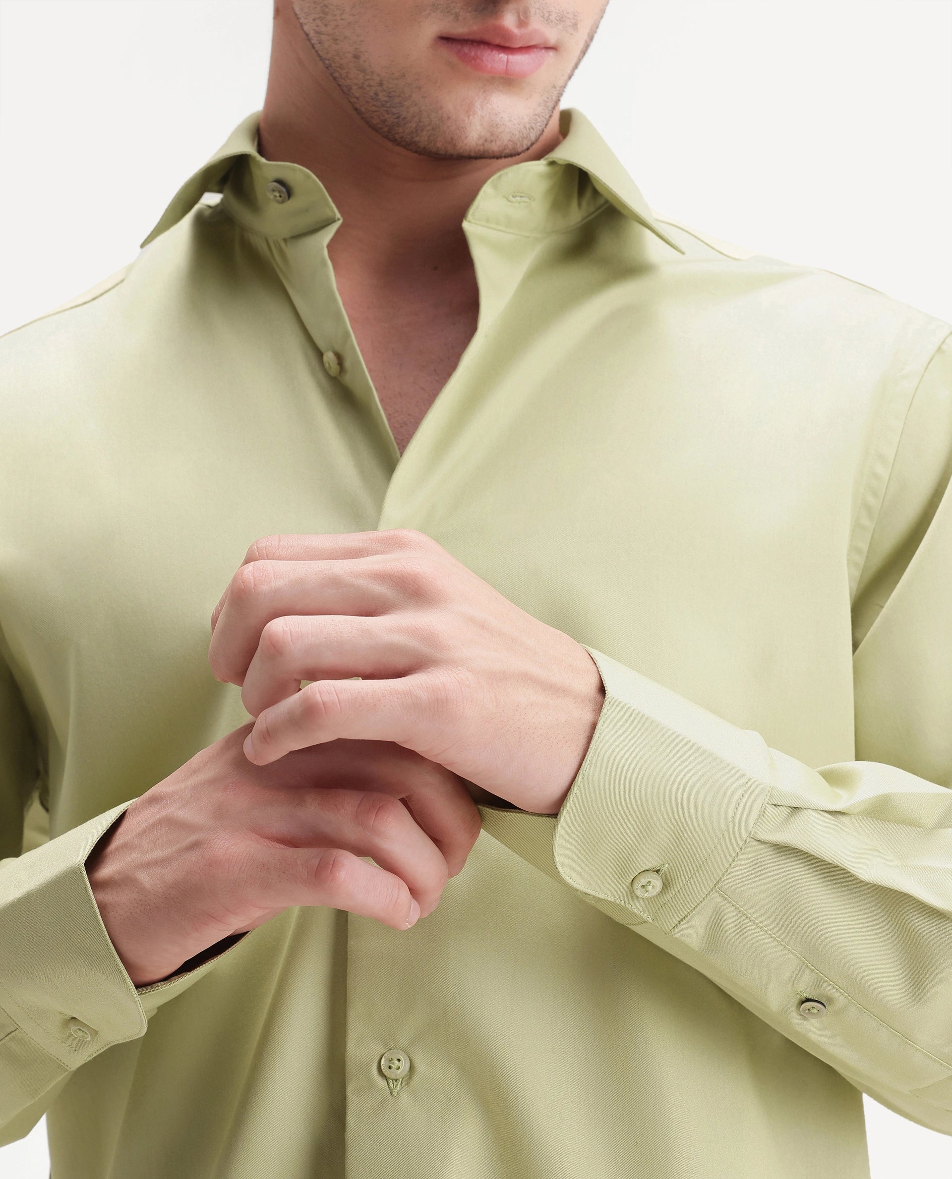 Rare Rabbit Men's Aston Light Green Polyester Blend Spread Collar Button Regular Plain Shirt