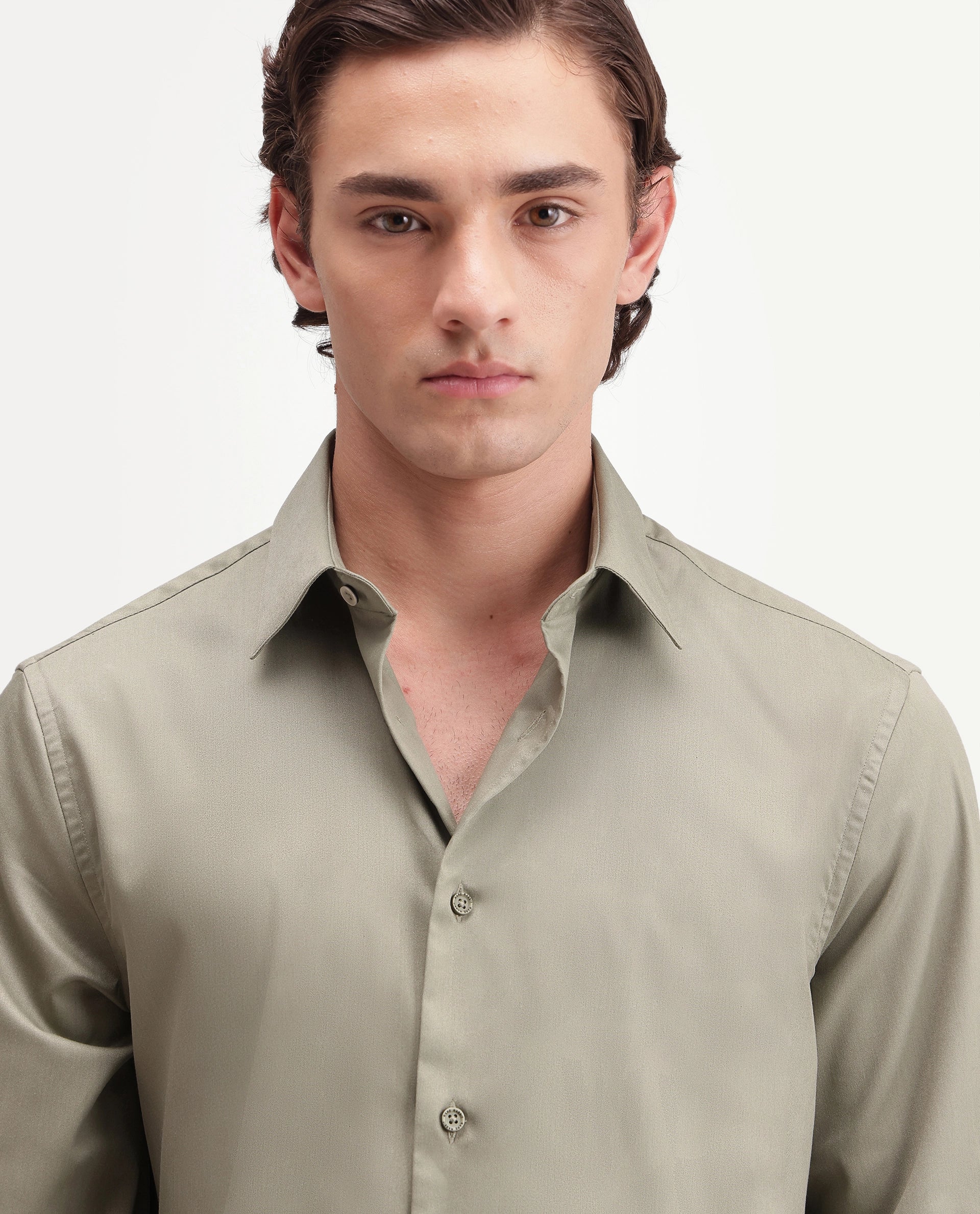 Rare Rabbit Men's Zapi Dusky Olive Polyester Blend Spread Collar Regular Fit Plain Shirt