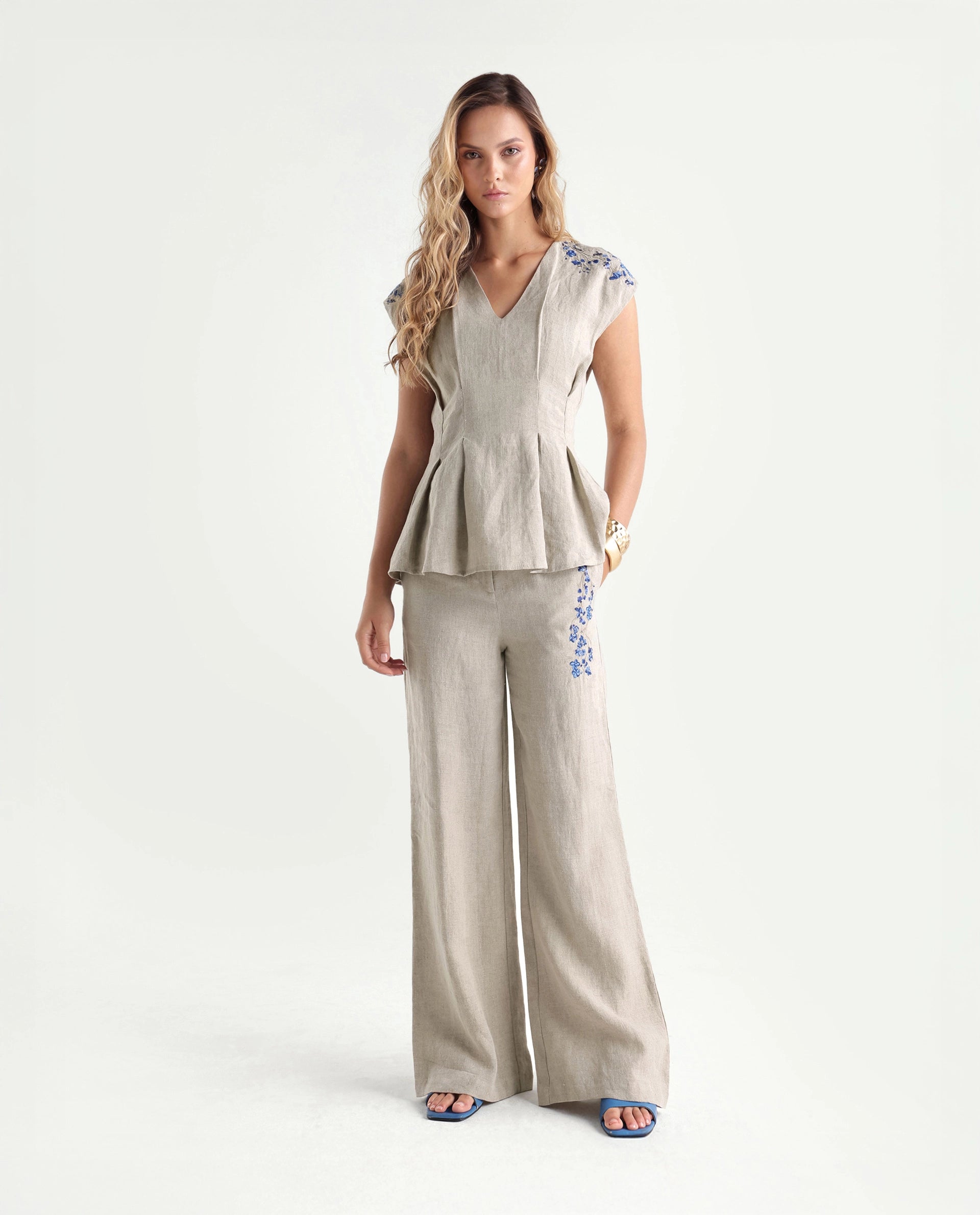 Rareism Women's Rubin-B Dusky Beige 100% Linen Button And Zip Wide Leg Plain Trouser