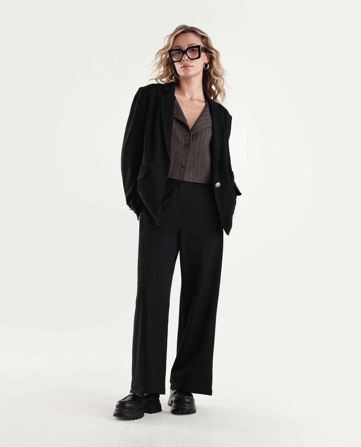 Rareism Women's Widraw Primary Black Polyester Blend Button And Zip Wide Leg Plain Trouser