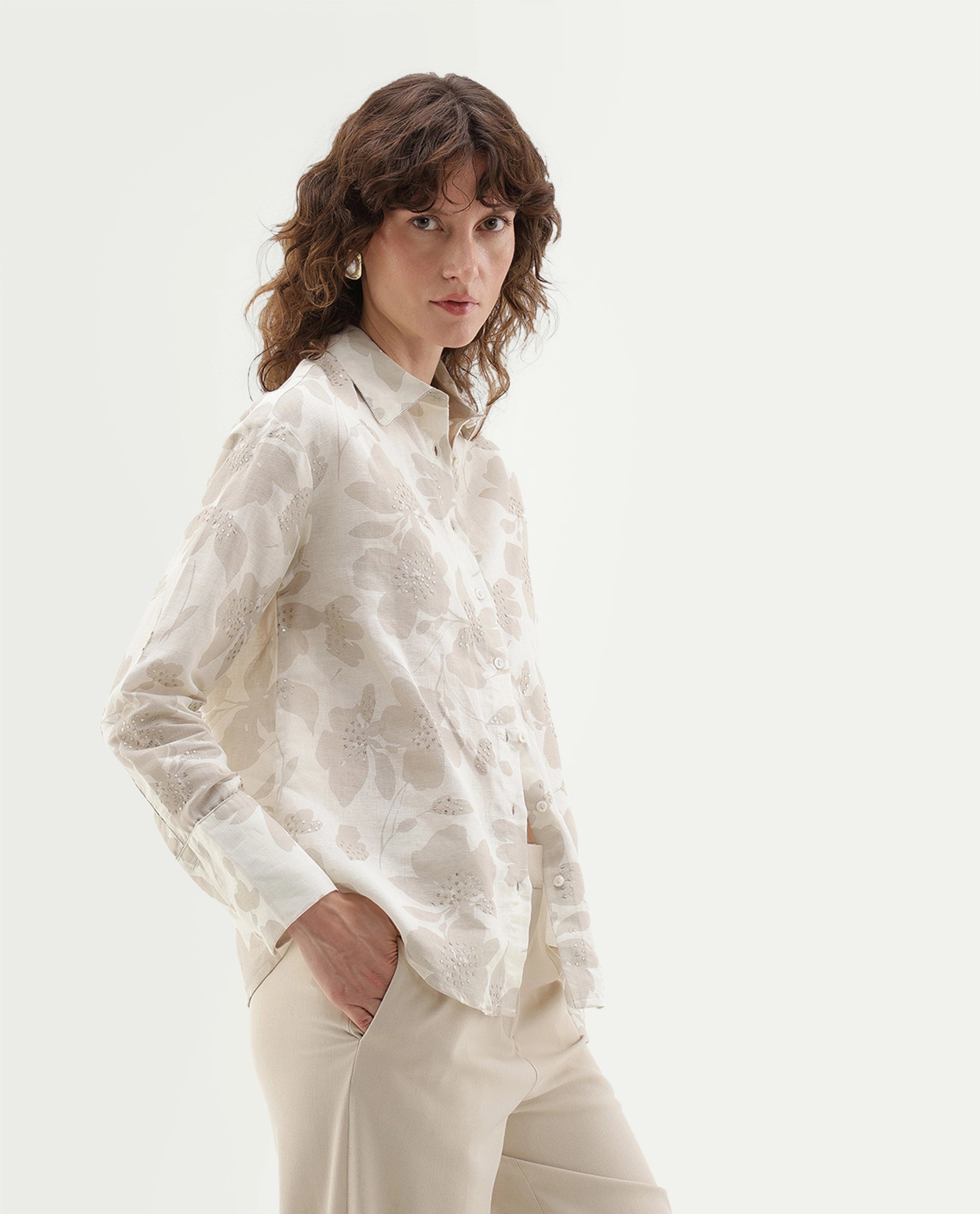 Rareism Women's Rubic Primary Beige Linen Blend Spread Collar Button Relaxed Floral Print Shirt