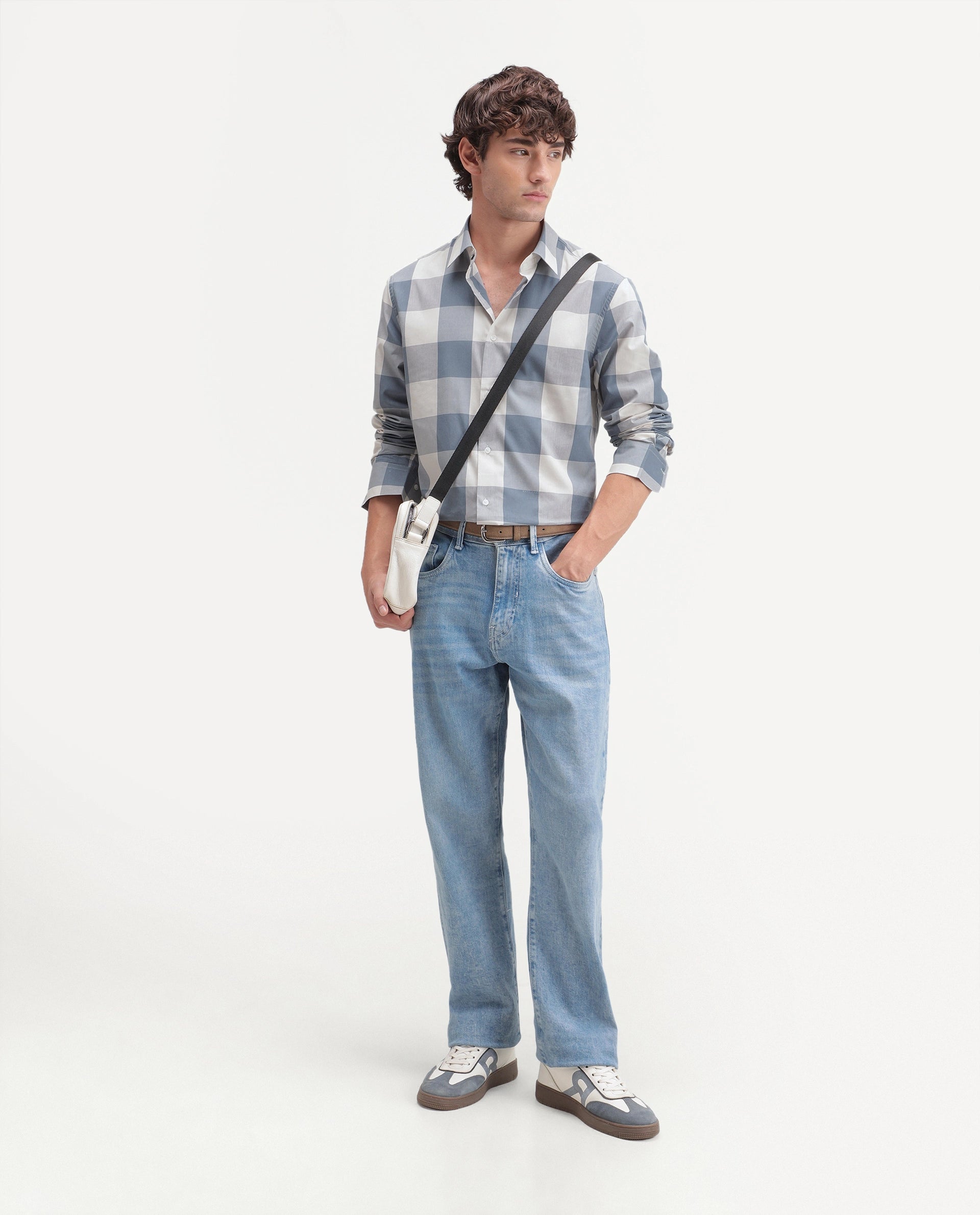 Rare Rabbit Men's Gryx Blue Cotton Blend Spread Collar Button Regular Checked Shirt