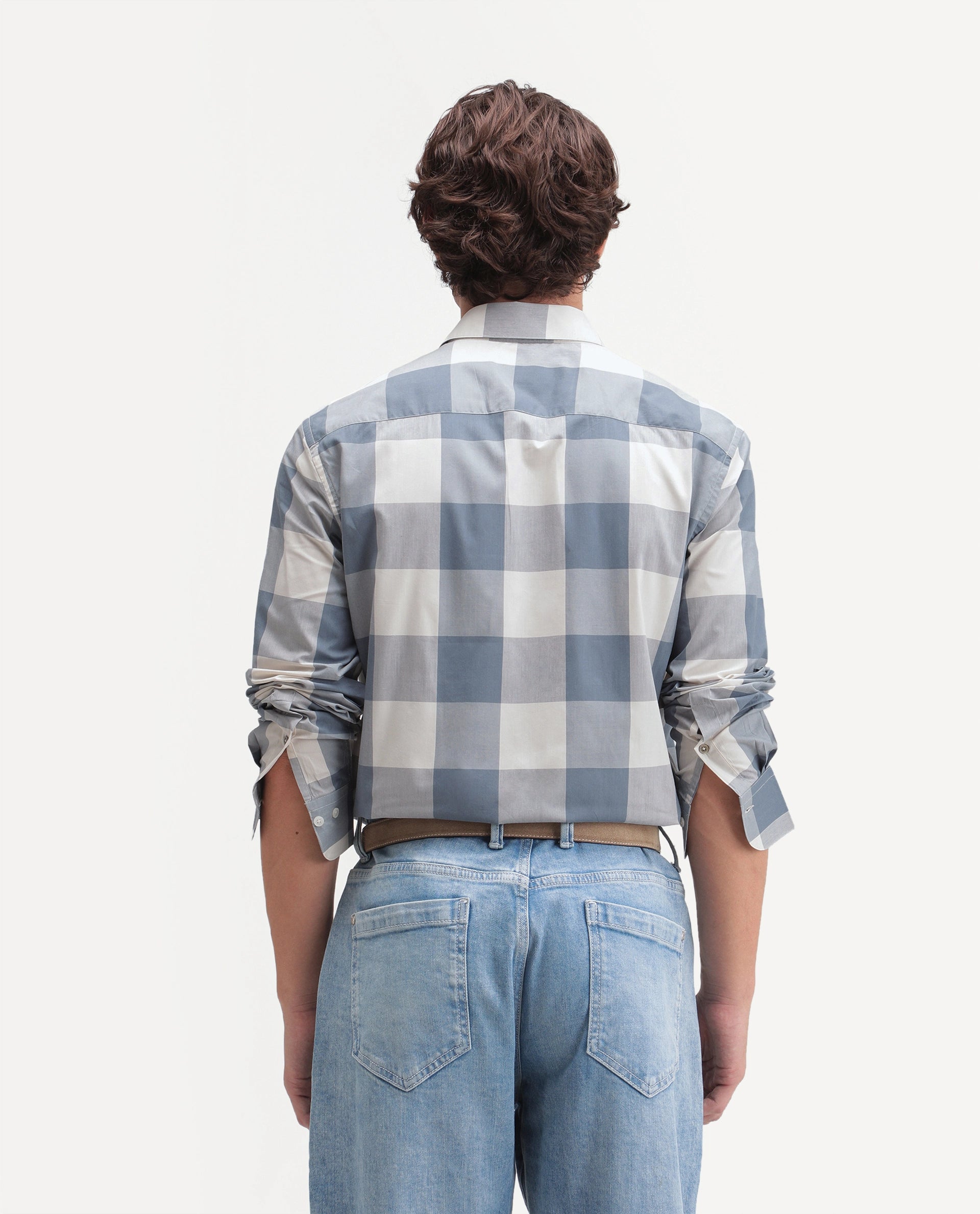 Rare Rabbit Men's Gryx Blue Cotton Blend Spread Collar Button Regular Checked Shirt
