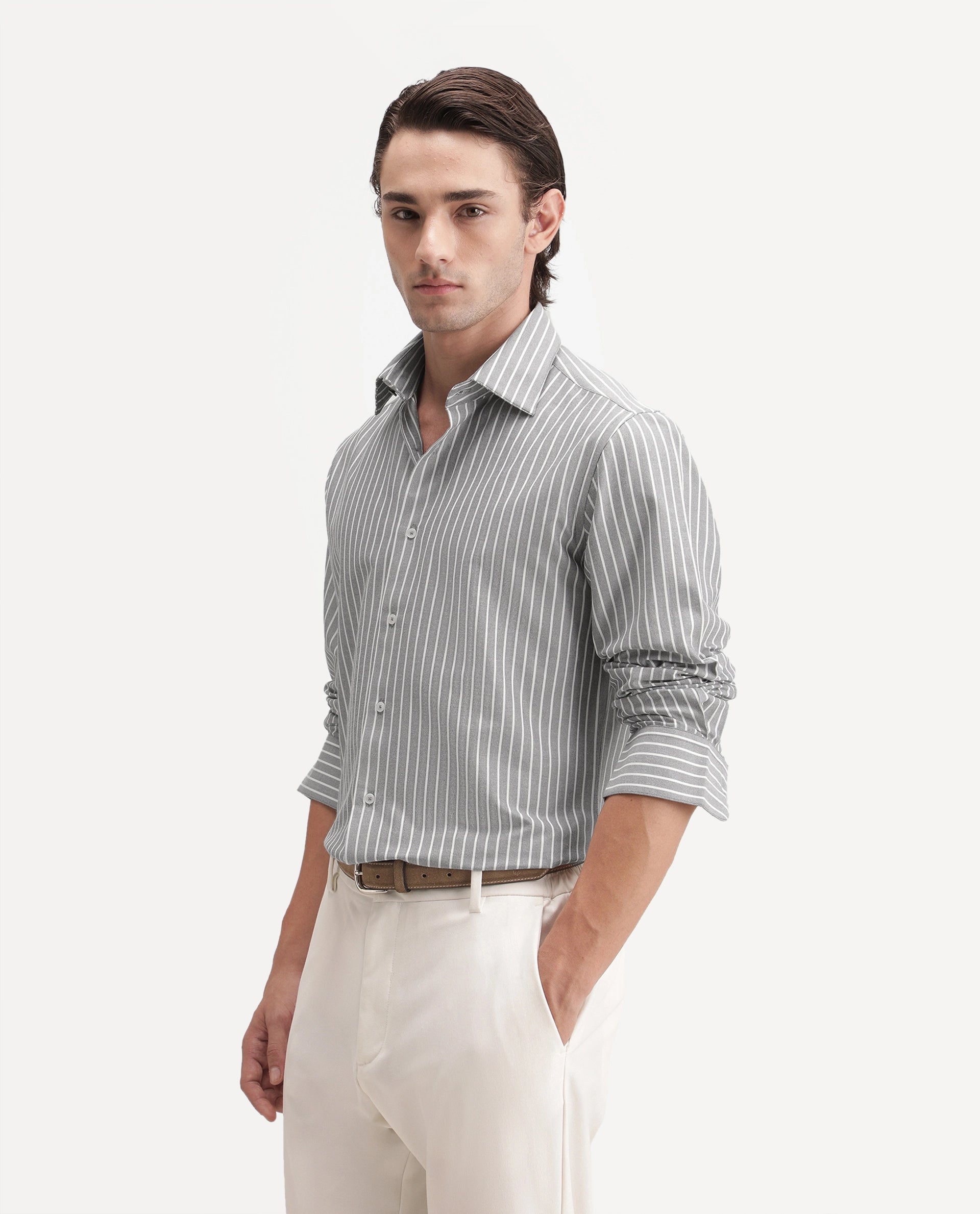 Rare Rabbit Men's Orven Primary Grey Cotton Blend Spread Collar Button Regular Striped Shirt