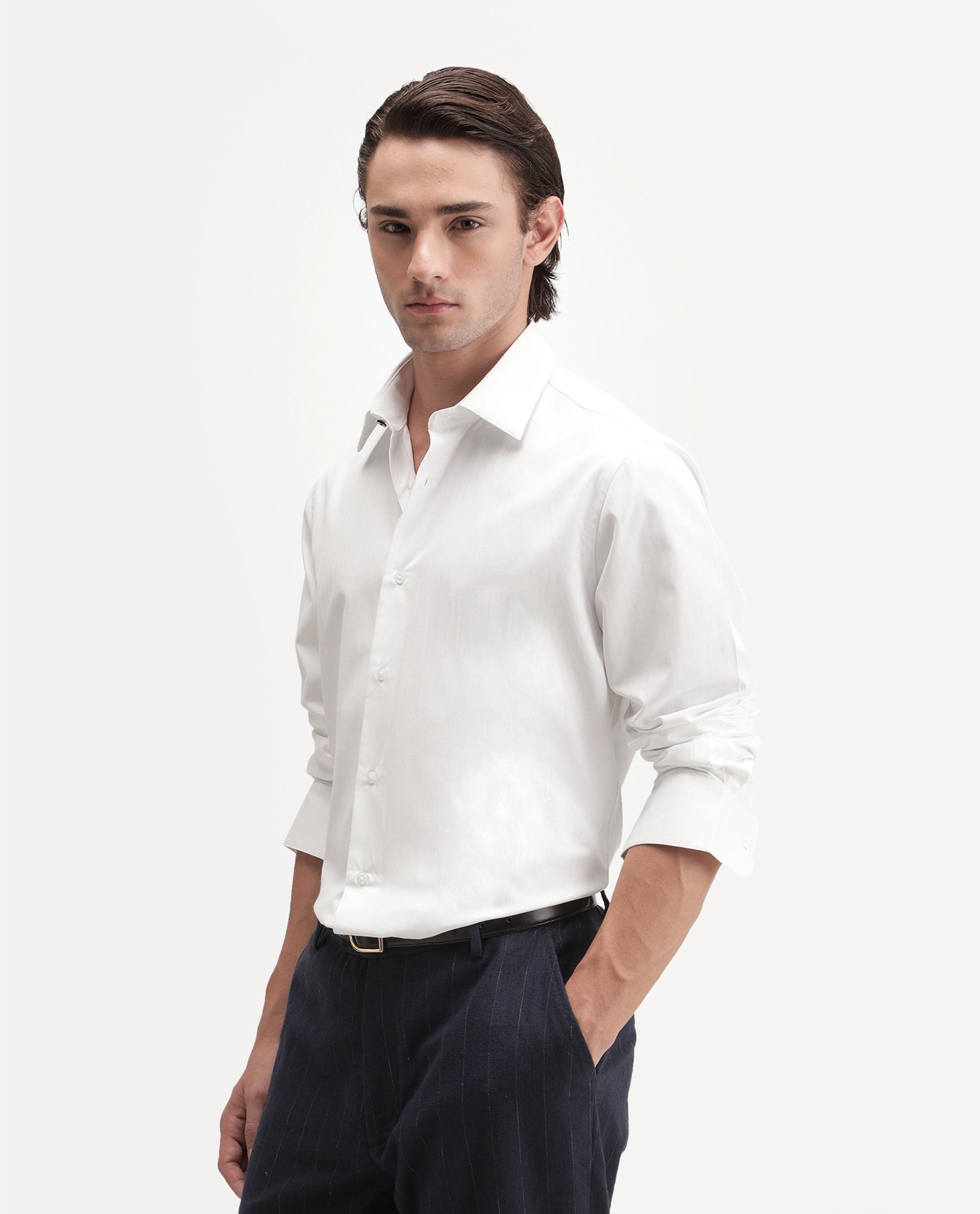 Rare Rabbit Men's Alvor Primary White Polyester Blend Spread Collar Button Regular Plain Shirt