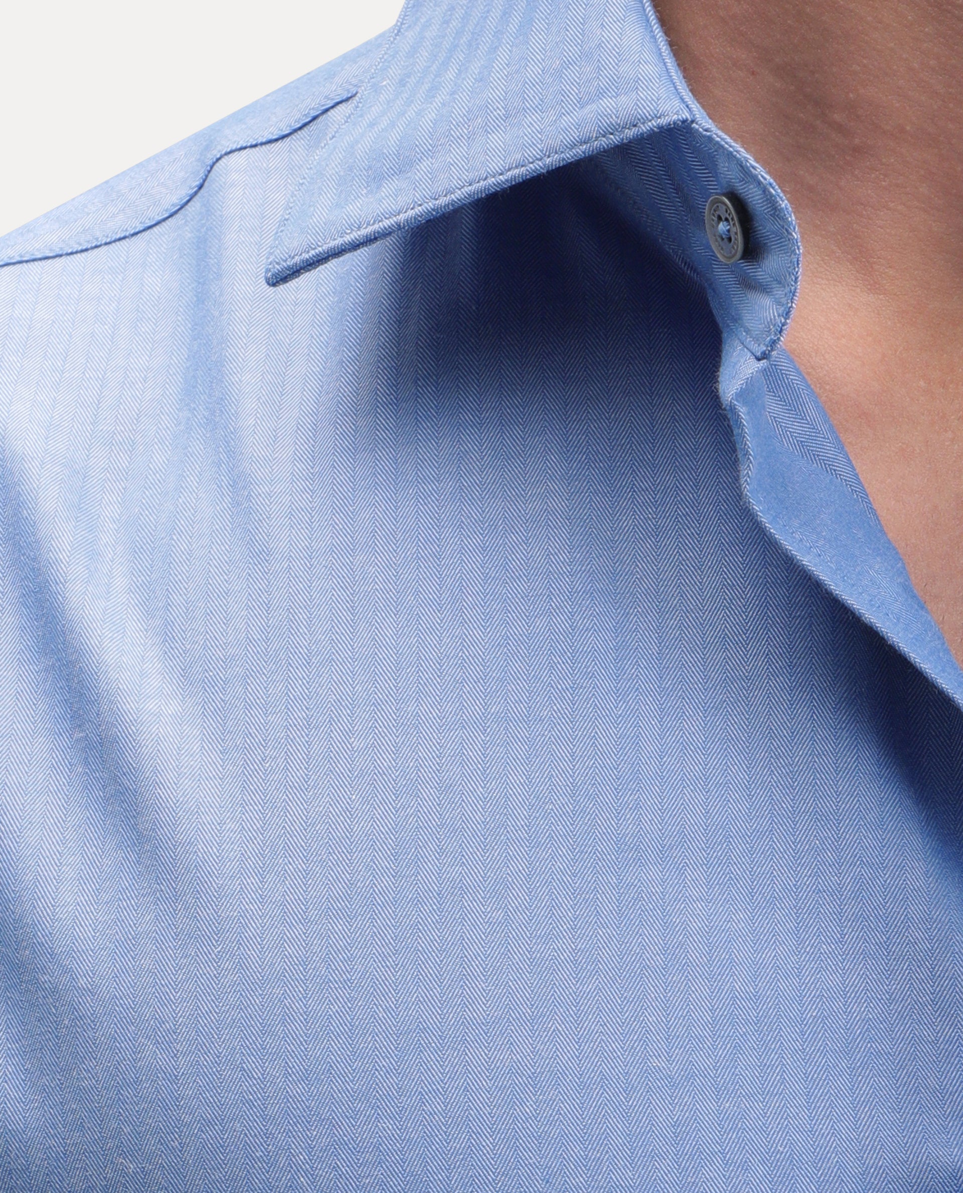 Rare Rabbit Men's Avn Primary Blue Polyester Blend Spread Collar Button Regular Plain Shirt
