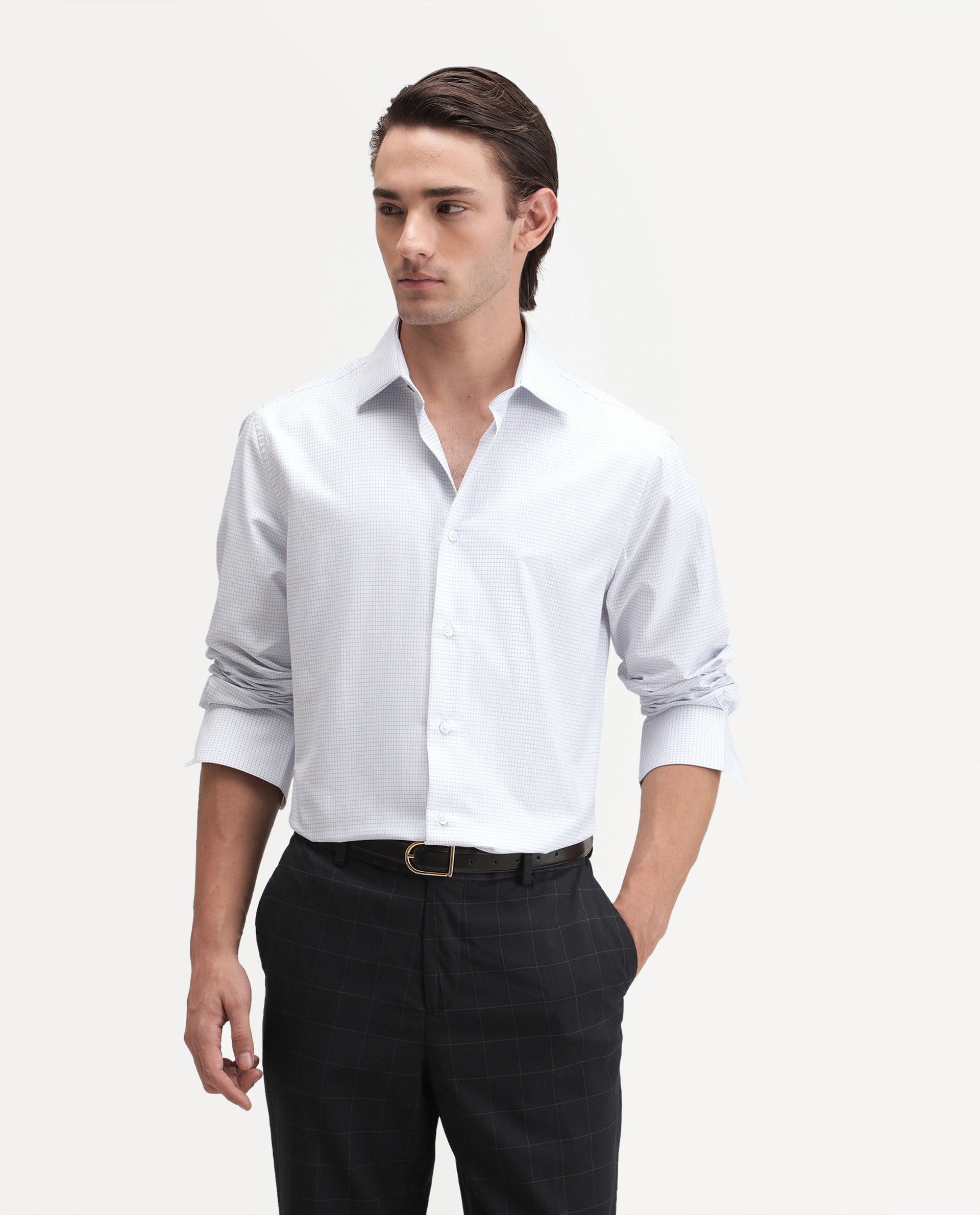 Rare Rabbit Men's Eral Primary White Polyester Blend Spread Collar Button Regular Checked Shirt