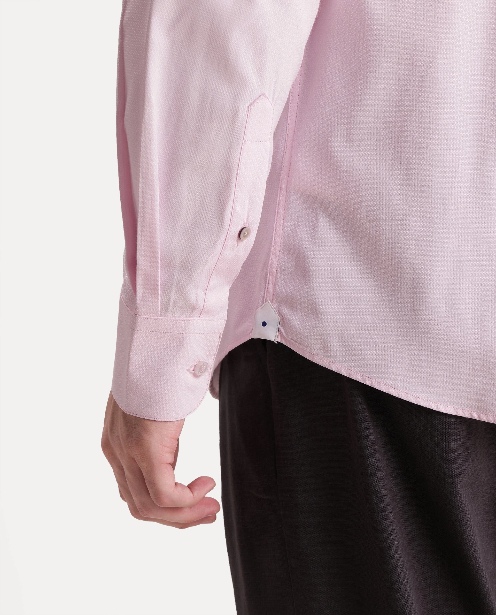 Rare Rabbit Men's Edr Light Pink Polyester Blend Spread Collar Button Regular Plain Shirt