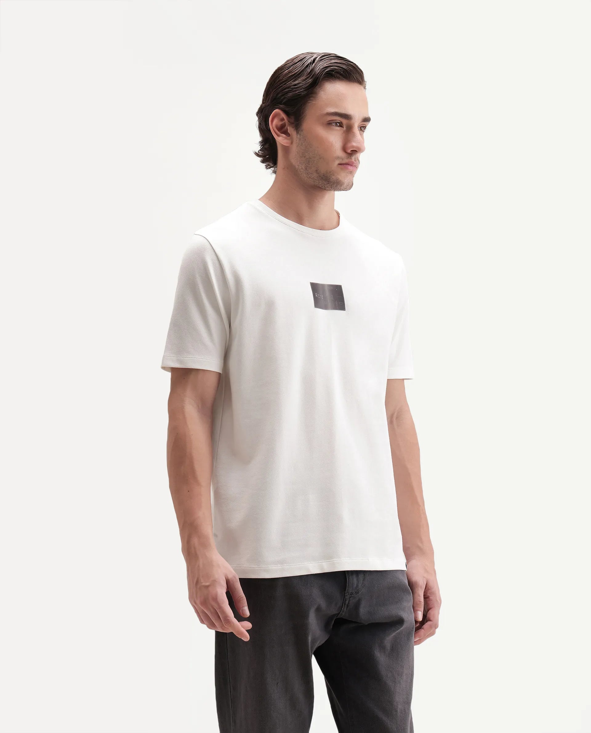 Rare Rabbit Men's Helo White Cotton Blend Crew Neck Regular Graphic Print T-Shirt