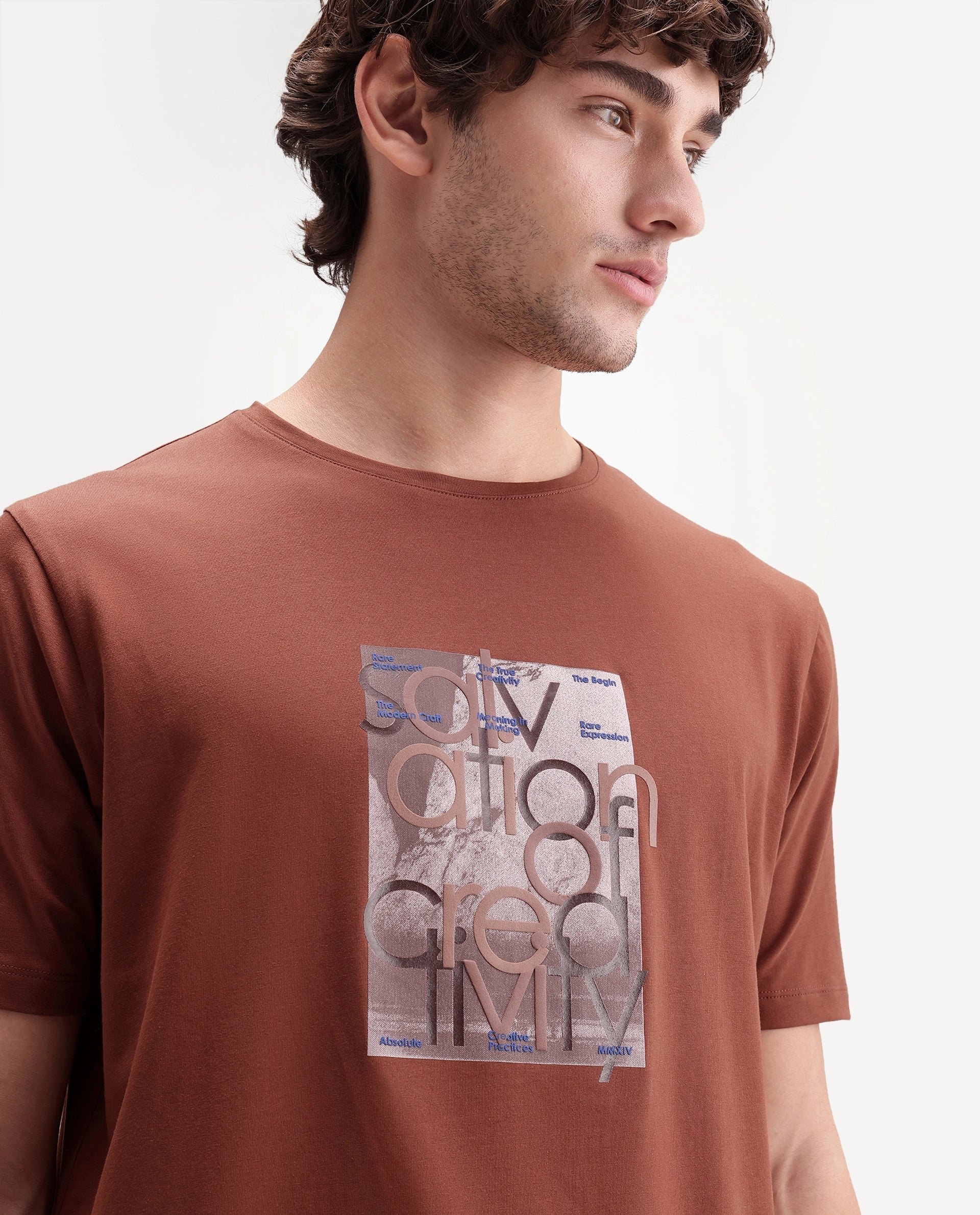 Rare Rabbit Men's Bryn Primary Rust Cotton Blend Crew Neck Regular Graphic Print T-Shirt
