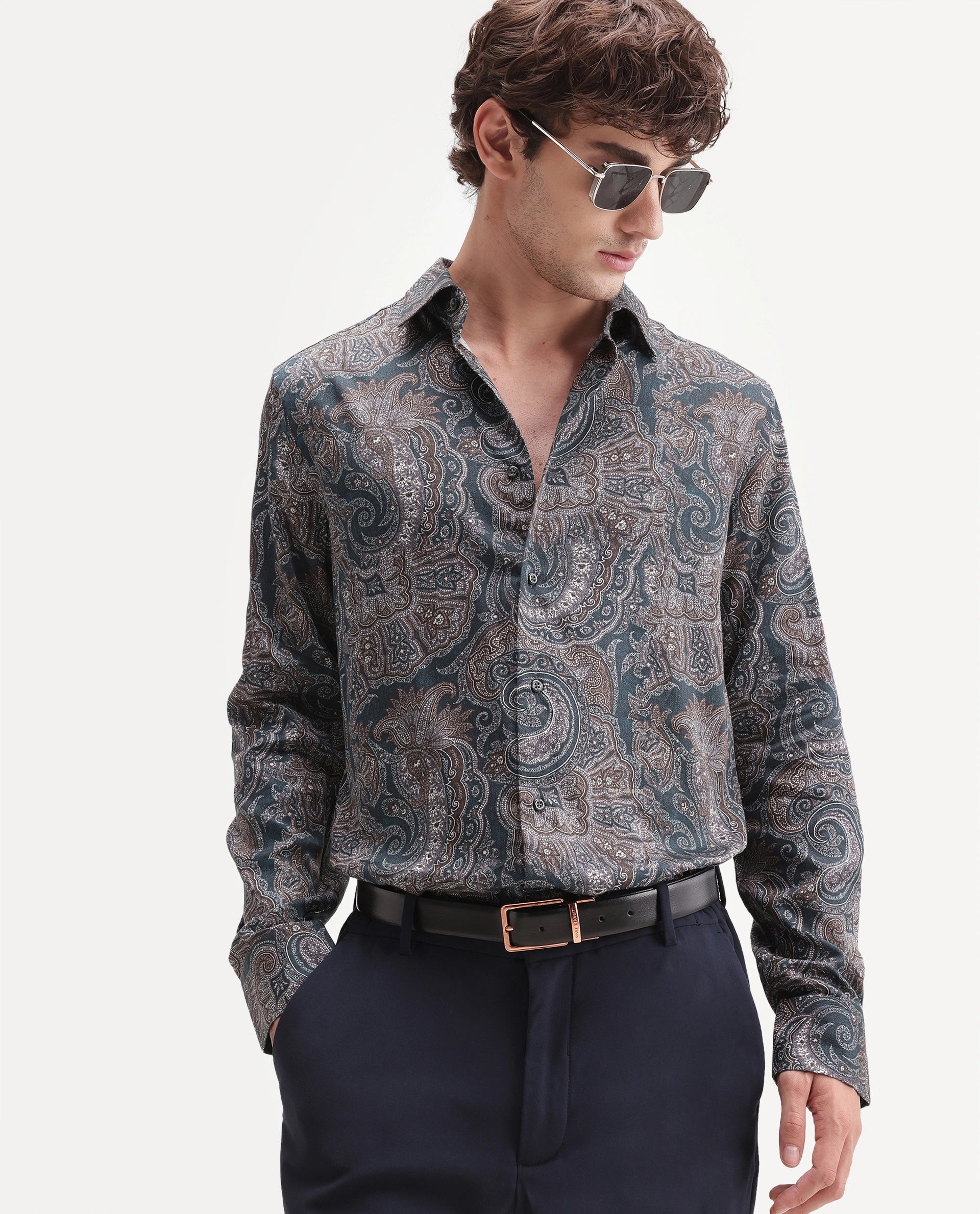 Rare Rabbit Men's Lome-1 Dark Green Cotton Blend Spread Collar Button Regular Paisley Print Shirt
