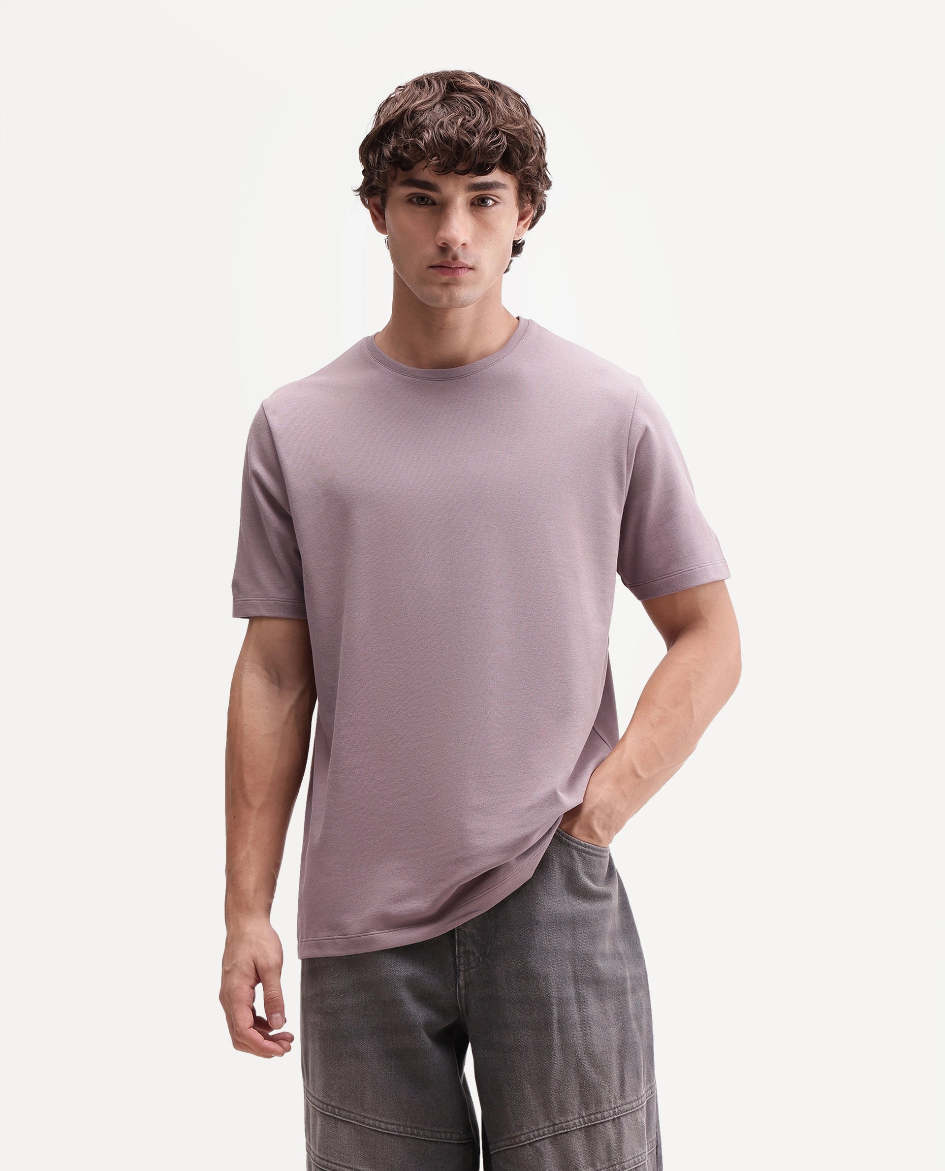 Rare Rabbit Men's Peeq Dusky Pink Cotton Blend Crew Neck Regular Plain T-Shirt