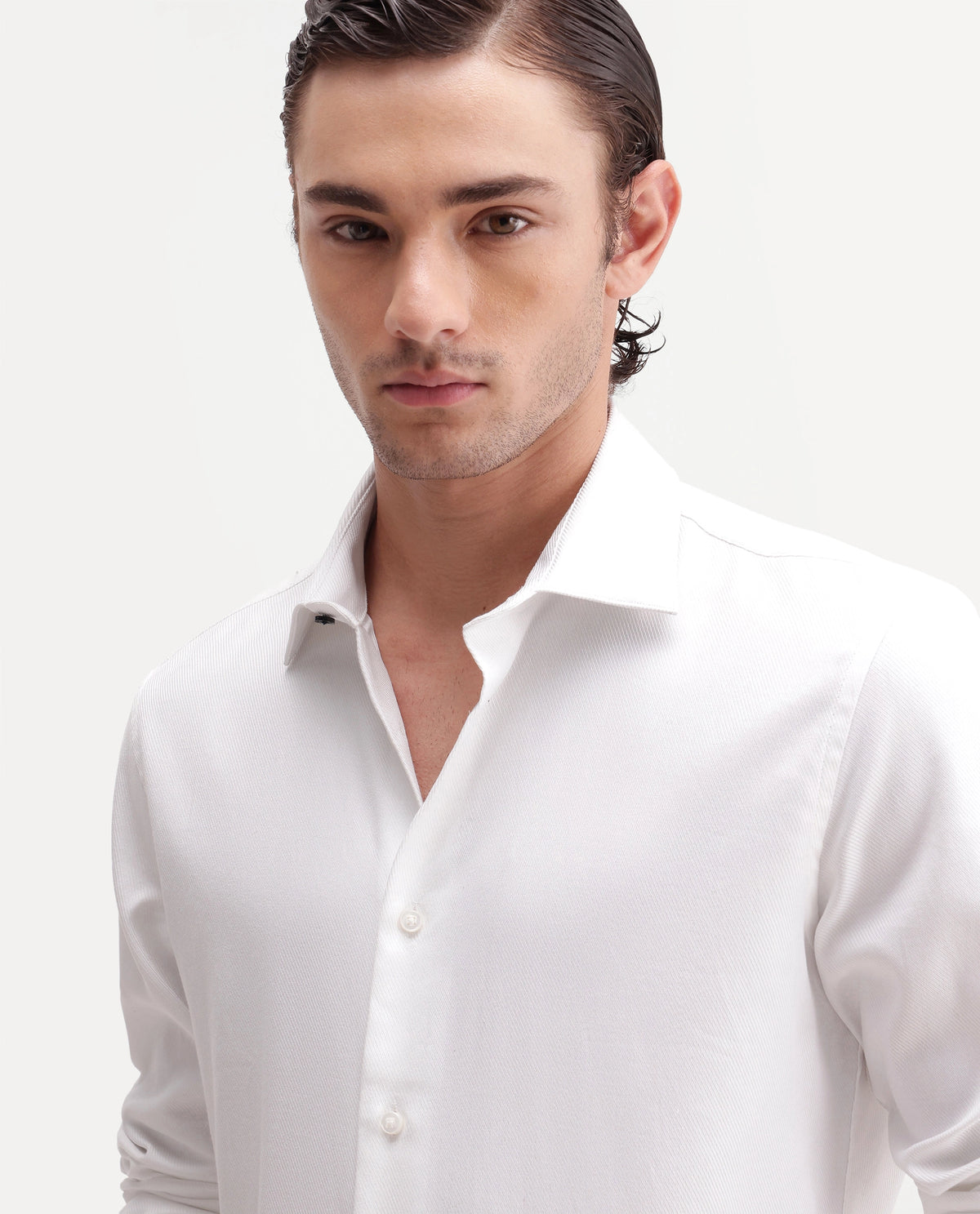 Rare Rabbit Men's Casa Primary White Cotton Spread Collar Regular Plain Shirt