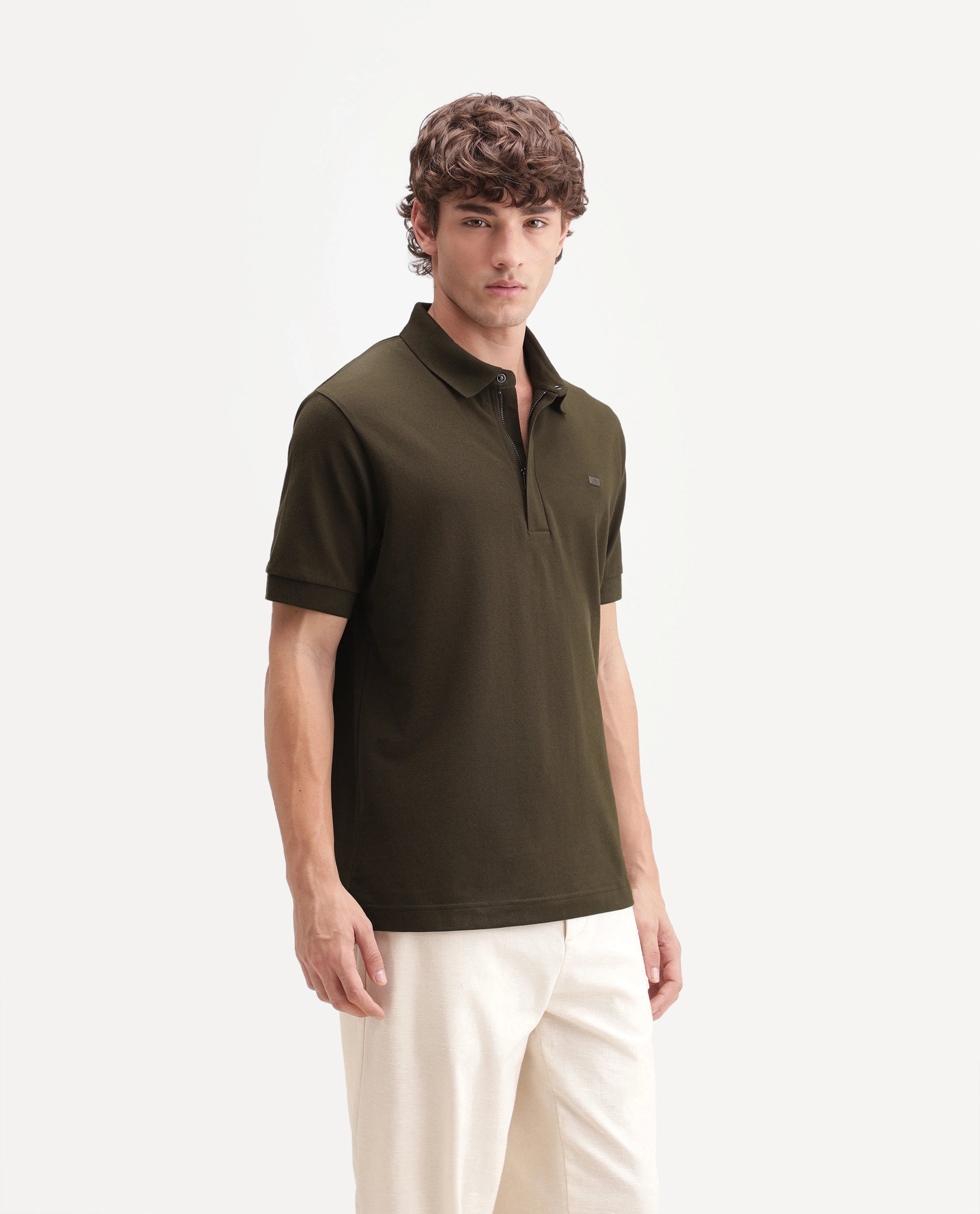 Rare Rabbit Men's Salis-A26 Olive Cotton Blend Spread Collar Regular Plain Polo