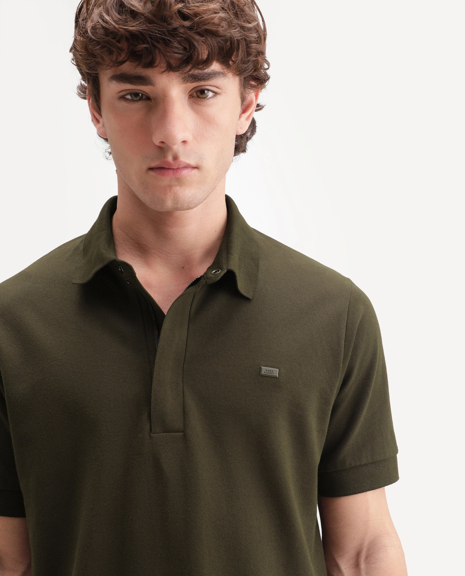 Rare Rabbit Men's Salis-A26 Olive Cotton Blend Spread Collar Regular Plain Polo